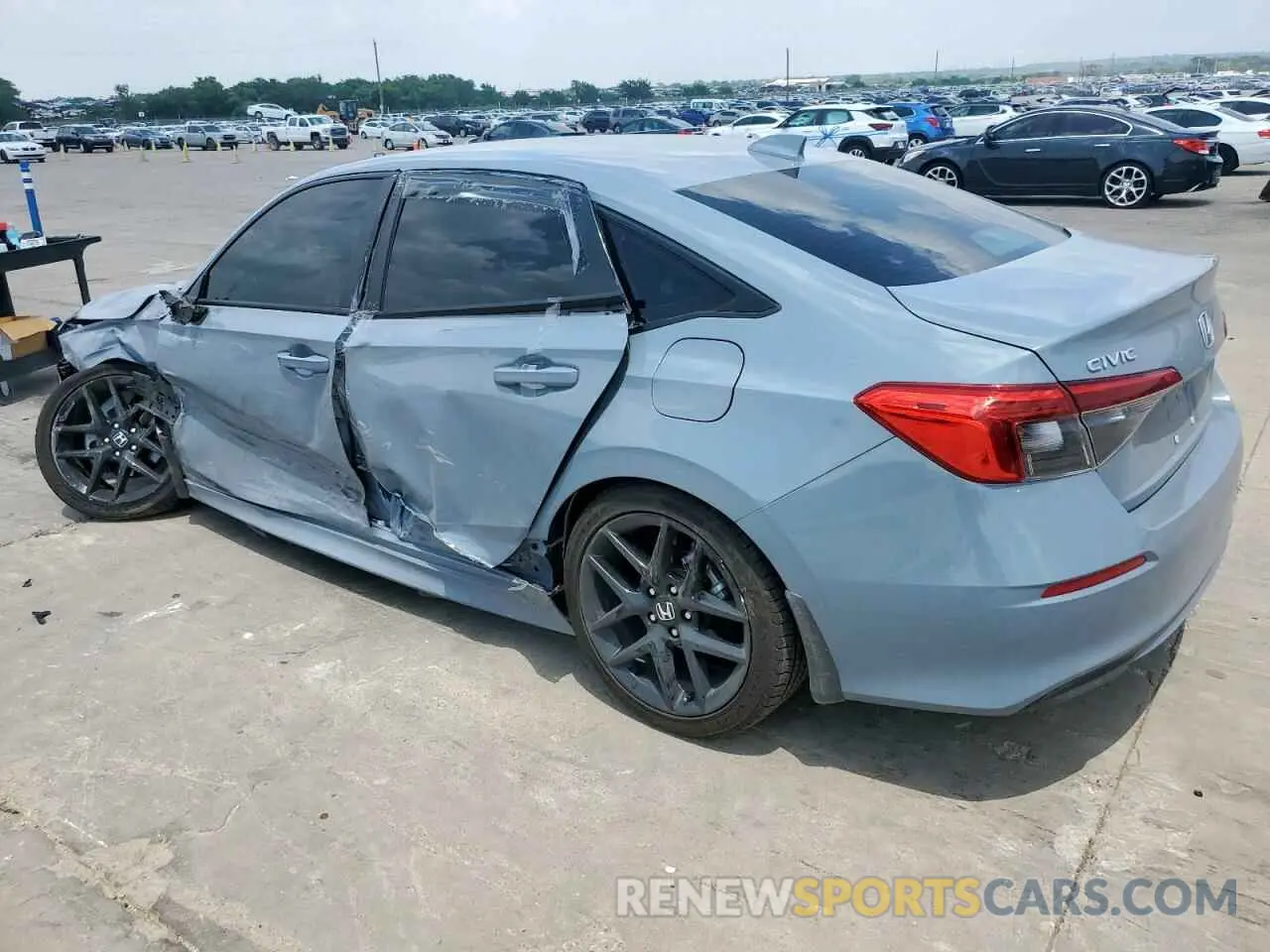 2 Фотография поврежденного автомобиля 2HGFE2F50RH538279 HONDA CIVIC 2024