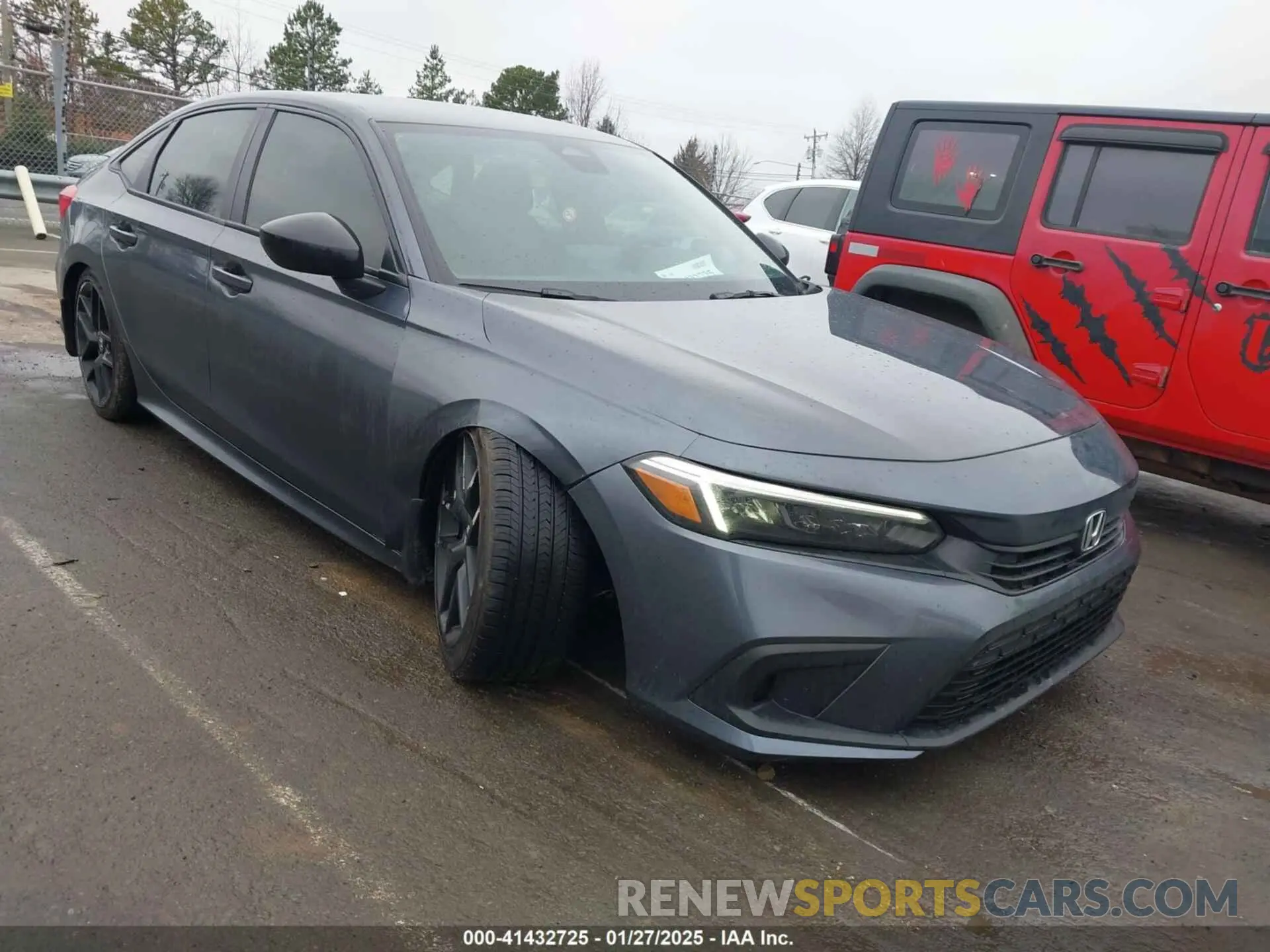 1 Photograph of a damaged car 2HGFE2F50RH562677 HONDA CIVIC 2024