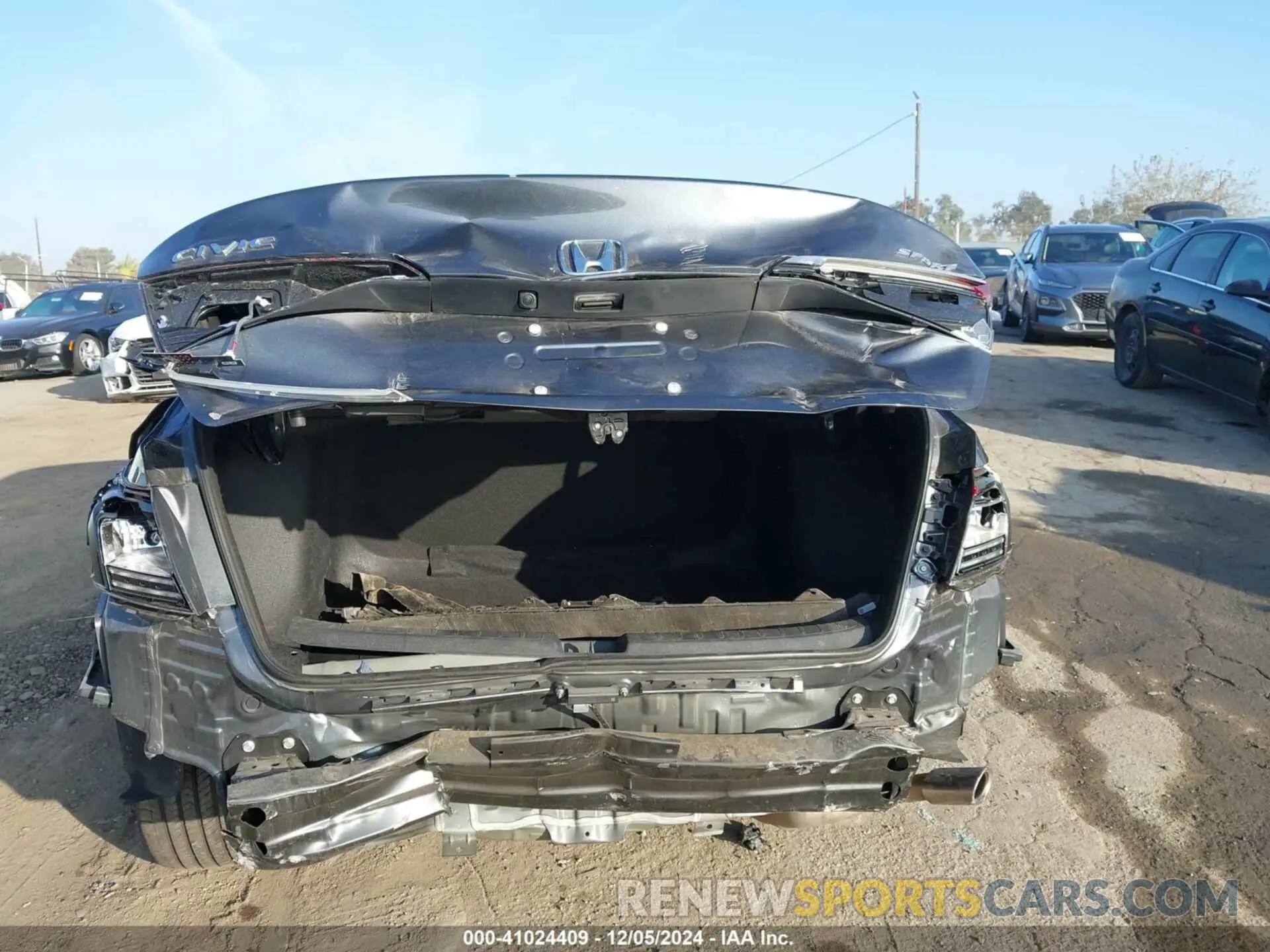 16 Фотография поврежденного автомобиля 2HGFE2F51RH527517 HONDA CIVIC 2024