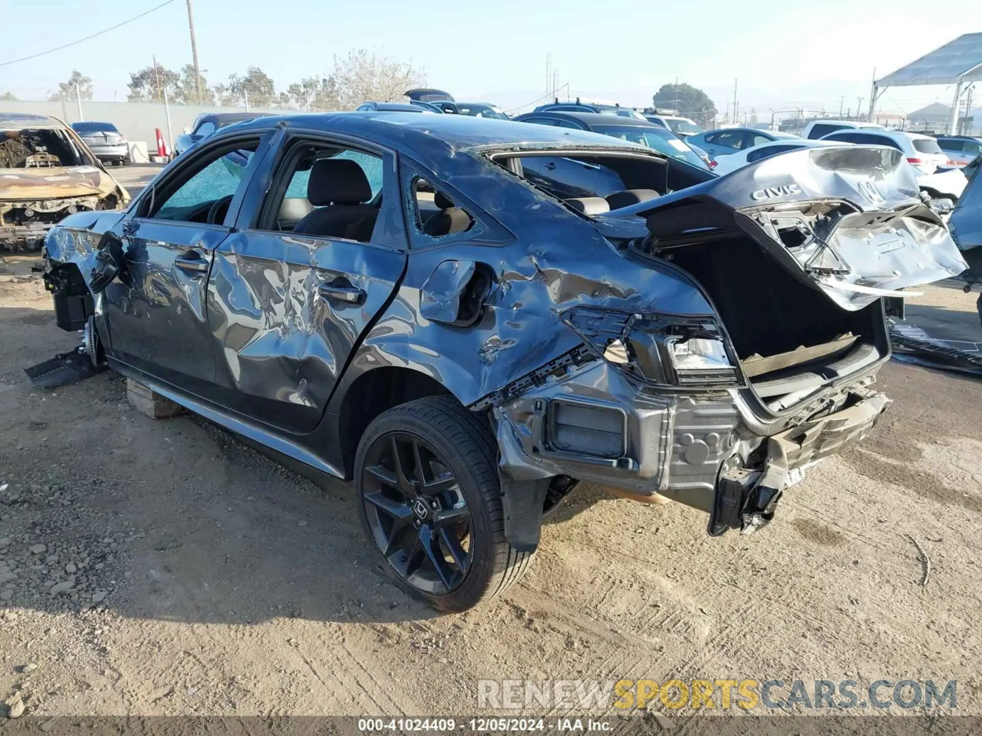 3 Фотография поврежденного автомобиля 2HGFE2F51RH527517 HONDA CIVIC 2024