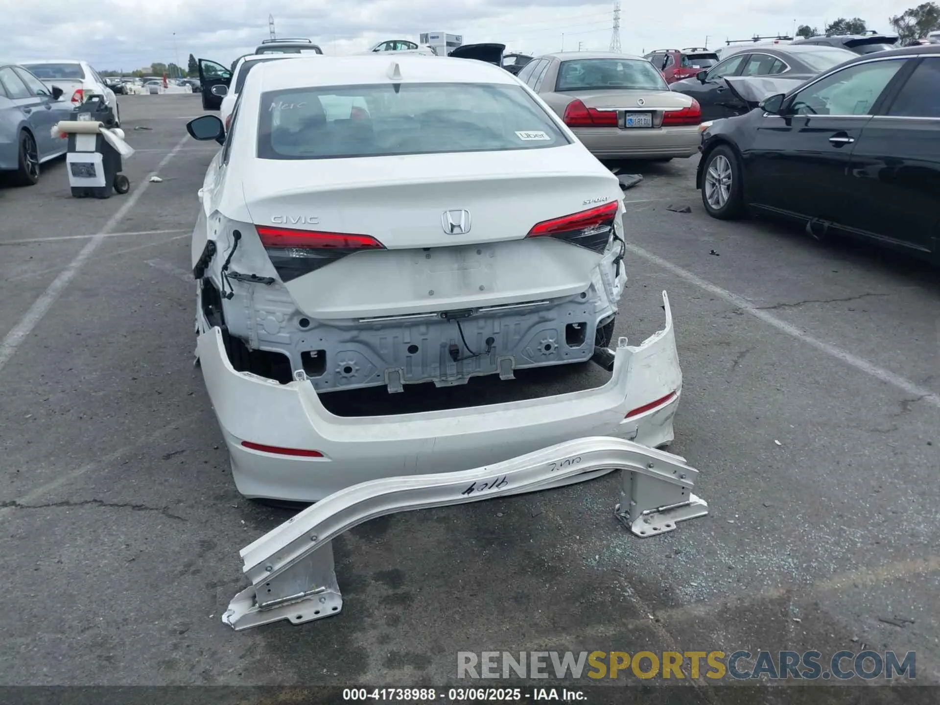 17 Photograph of a damaged car 2HGFE2F51RH564793 HONDA CIVIC 2024