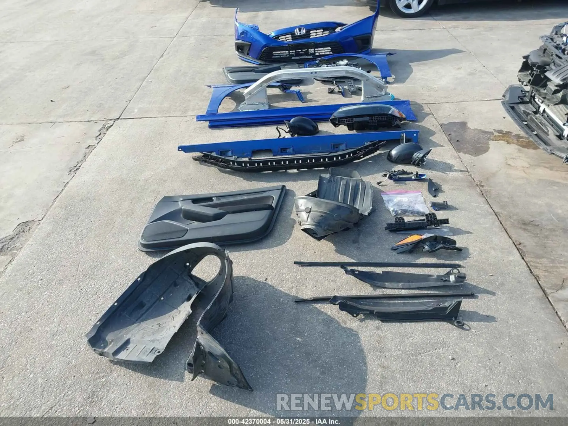 12 Фотография поврежденного автомобиля 2HGFE2F53RH546621 HONDA CIVIC 2024