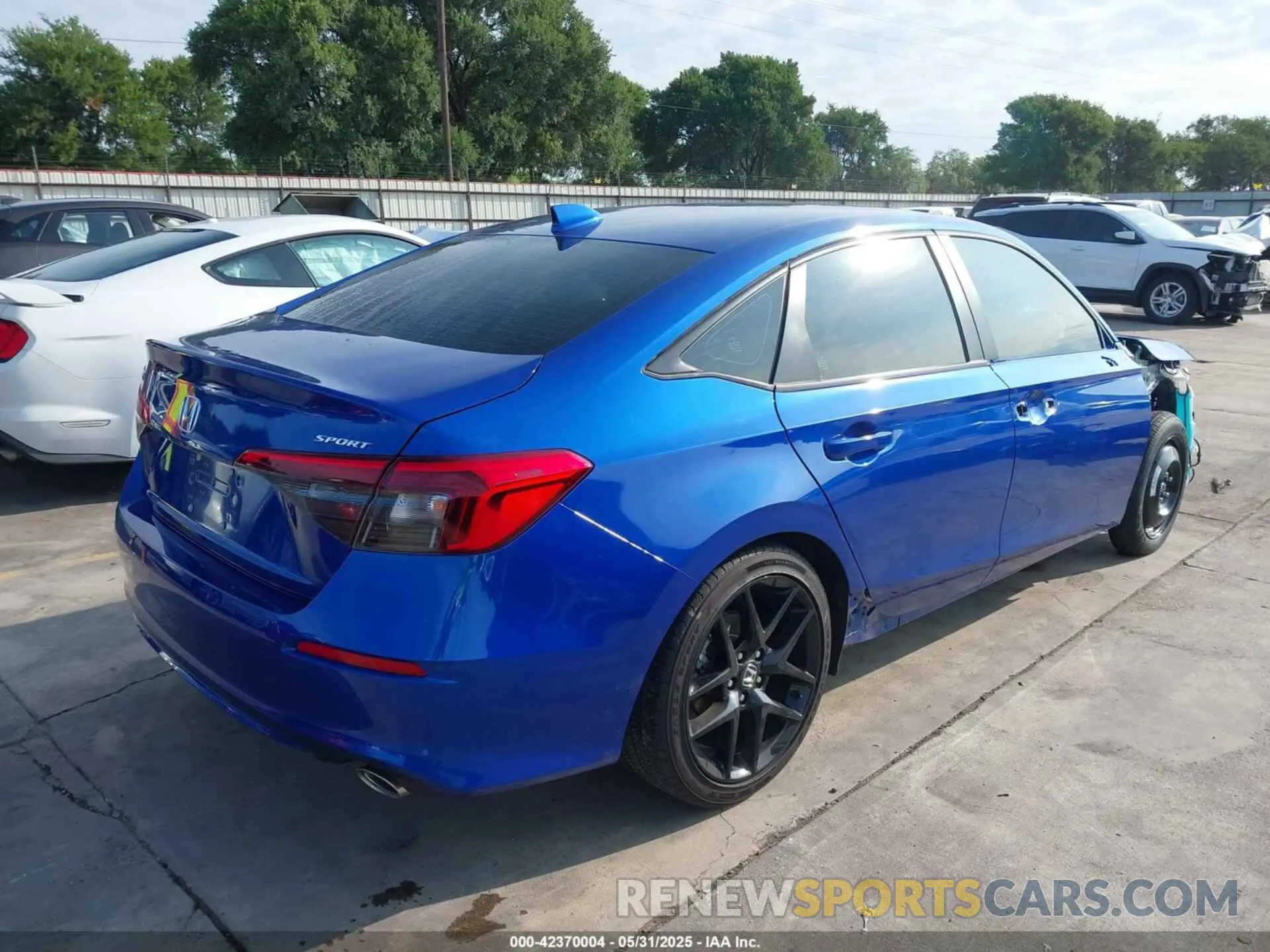 4 Фотография поврежденного автомобиля 2HGFE2F53RH546621 HONDA CIVIC 2024