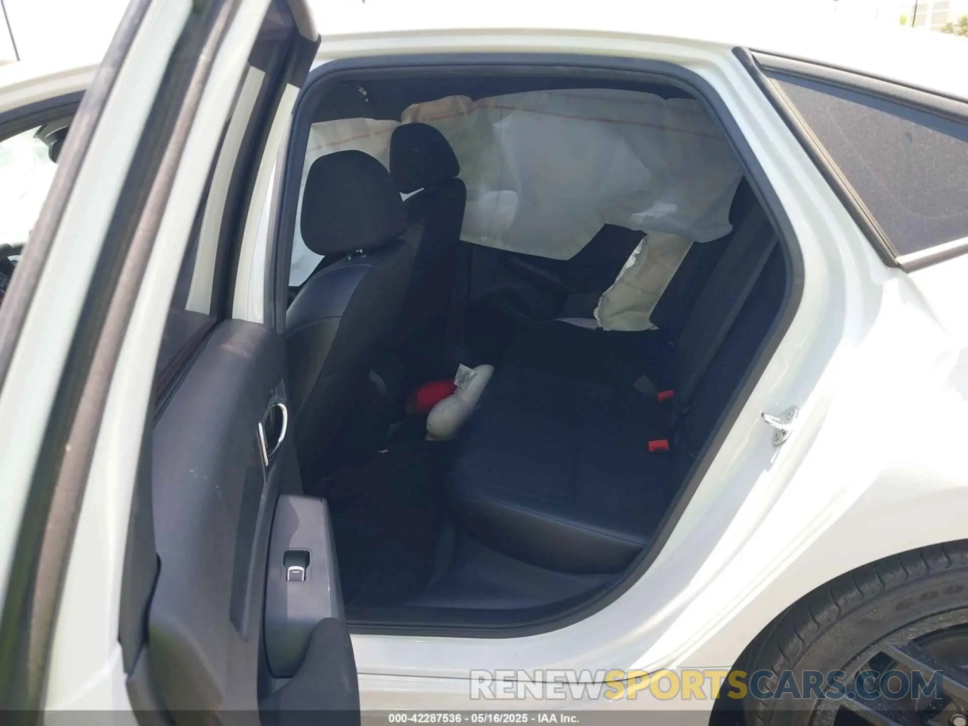 8 Фотография поврежденного автомобиля 2HGFE2F53RH574953 HONDA CIVIC 2024