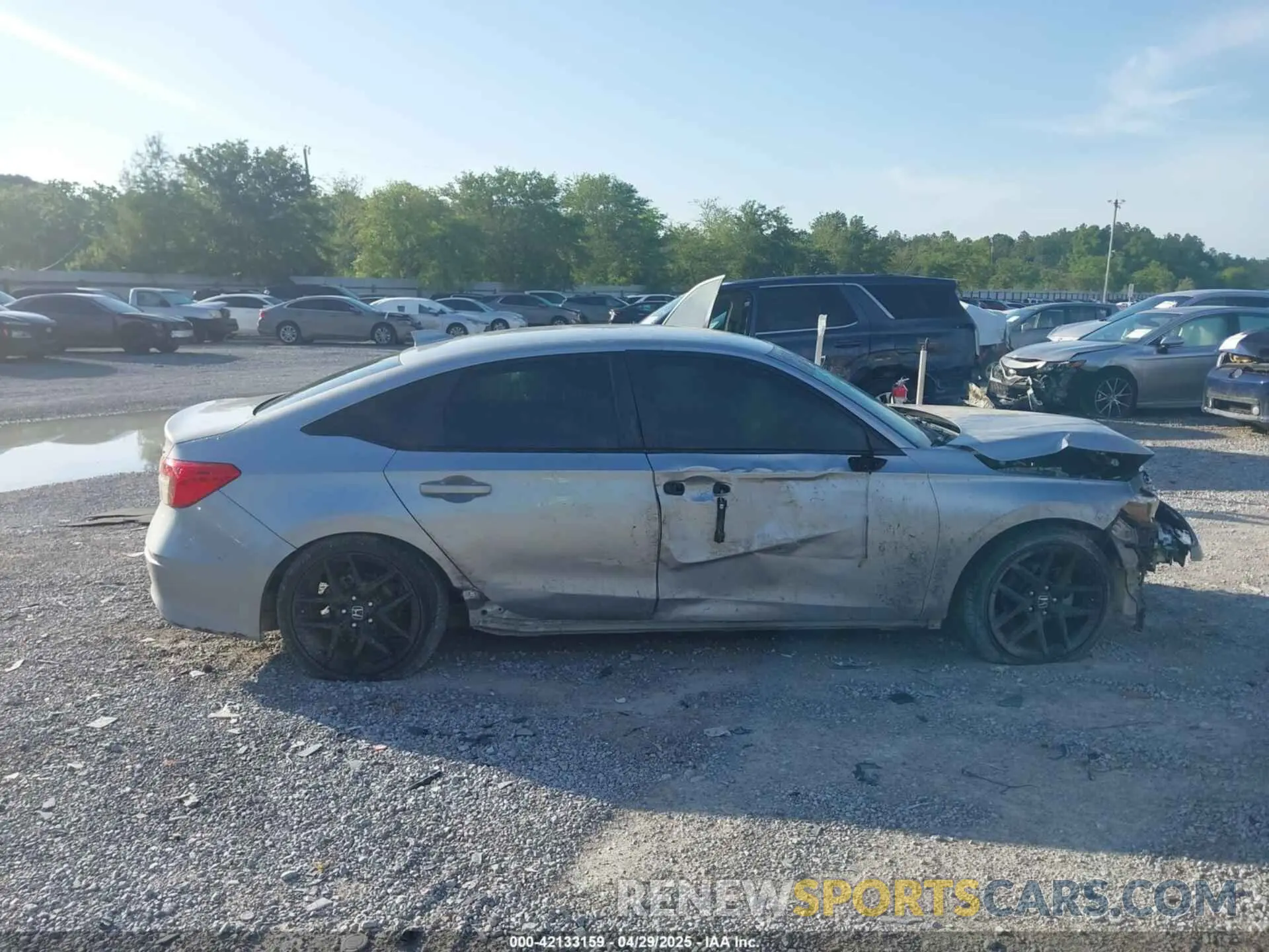 14 Photograph of a damaged car 2HGFE2F54RH552931 HONDA CIVIC 2024