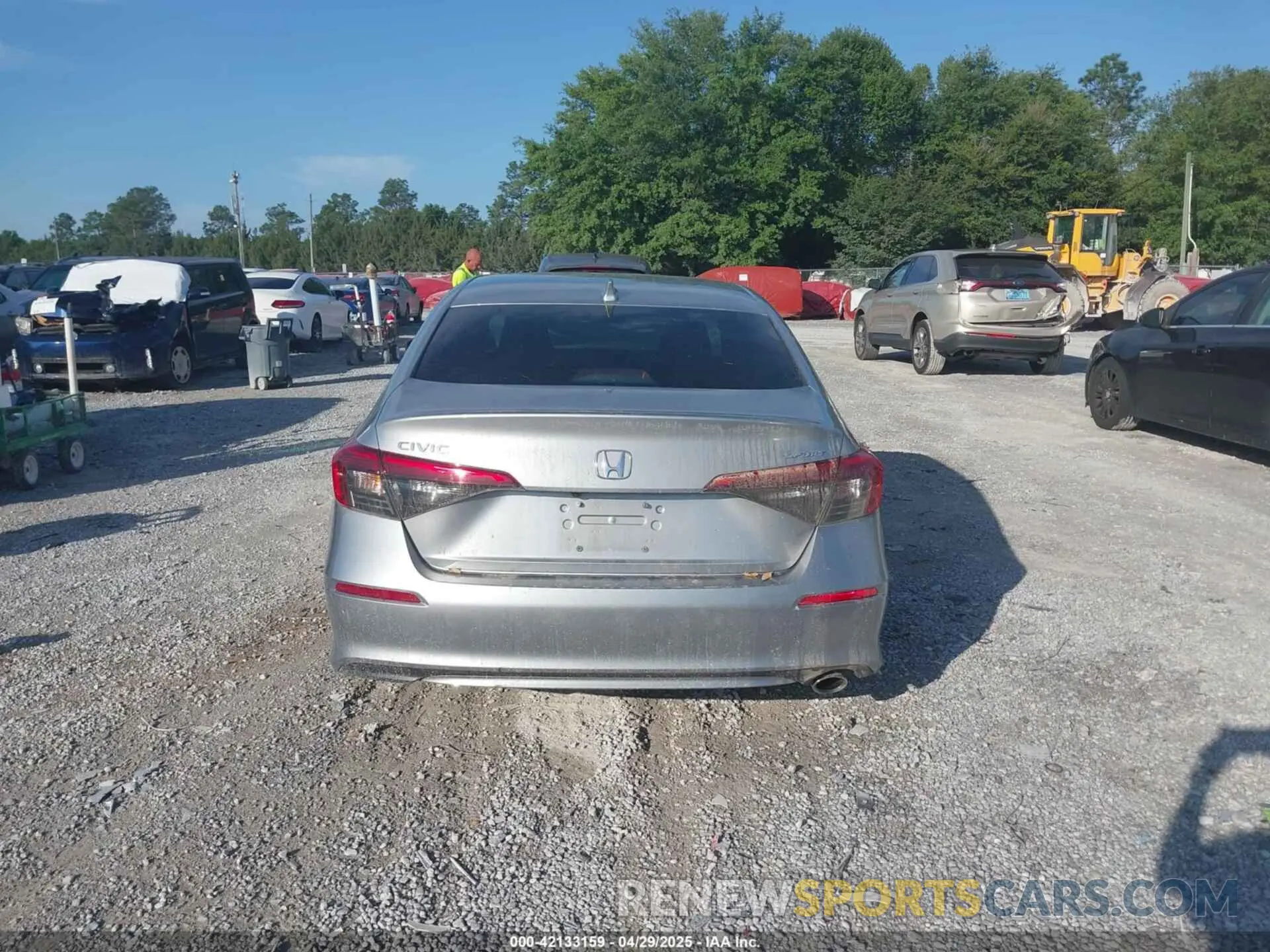 17 Photograph of a damaged car 2HGFE2F54RH552931 HONDA CIVIC 2024
