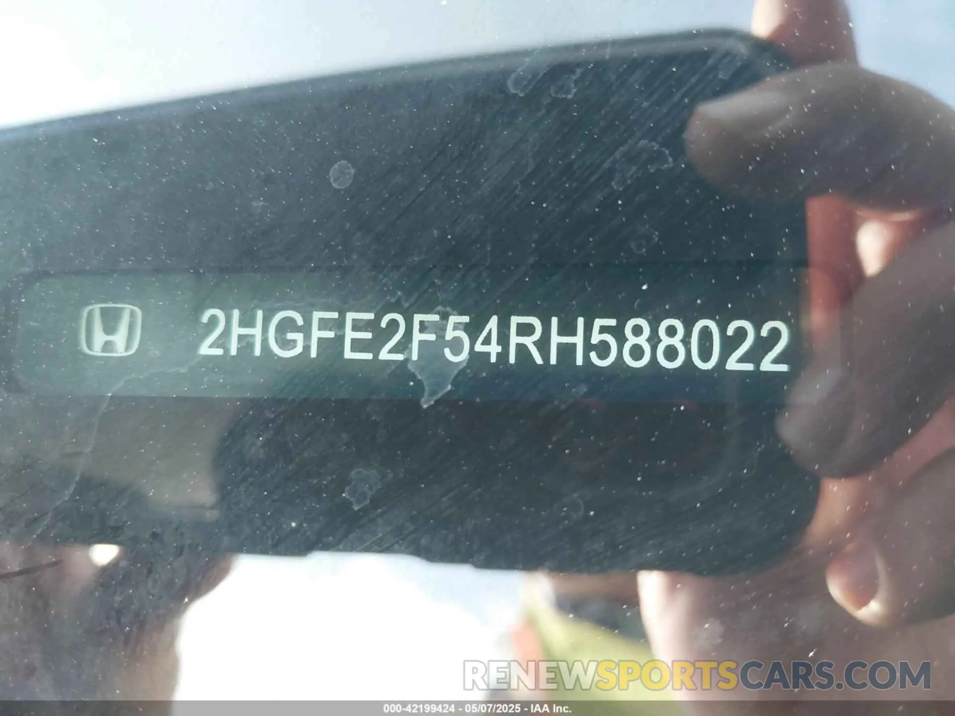 18 Photograph of a damaged car 2HGFE2F54RH588022 HONDA CIVIC 2024