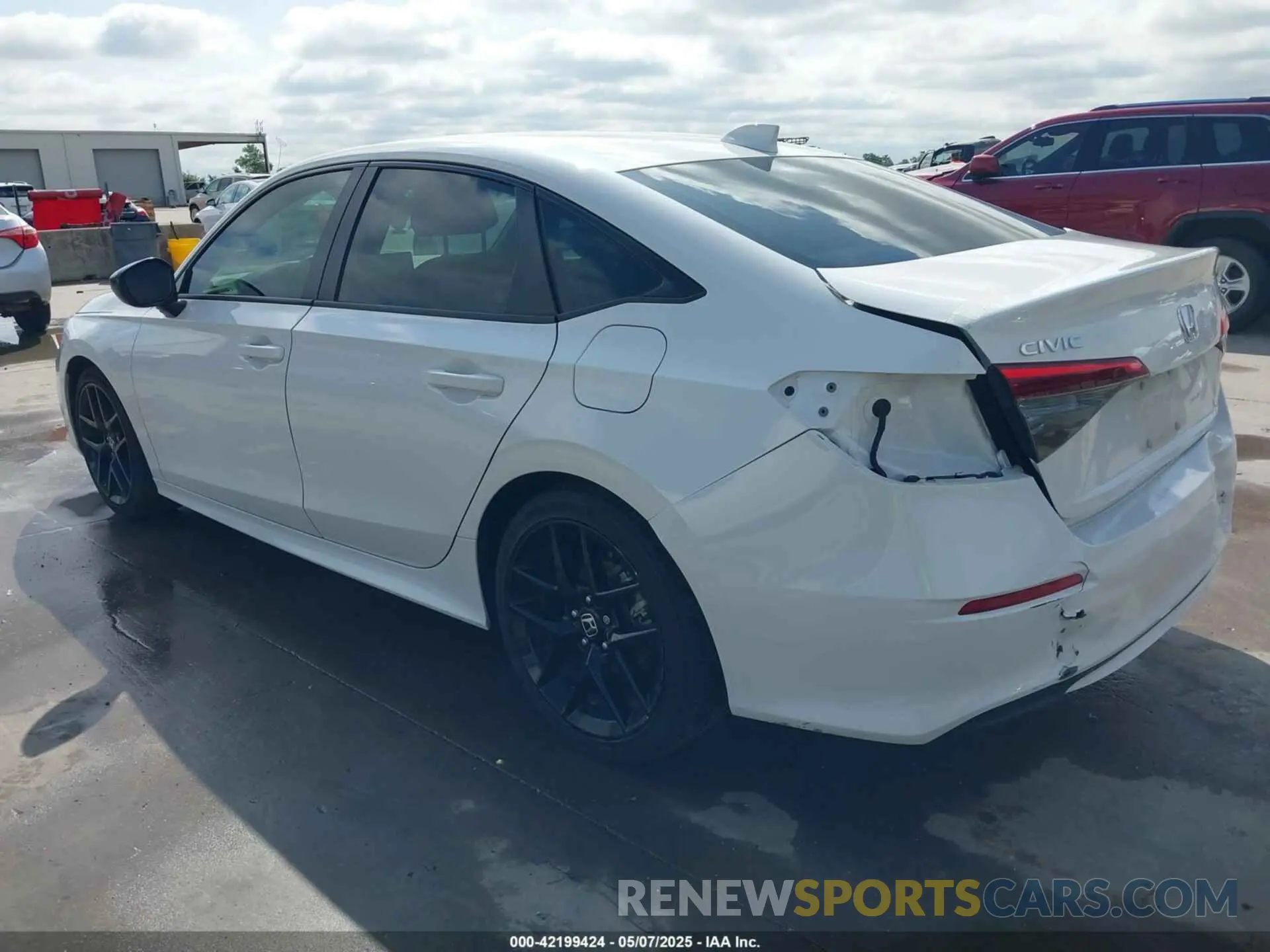 3 Photograph of a damaged car 2HGFE2F54RH588022 HONDA CIVIC 2024