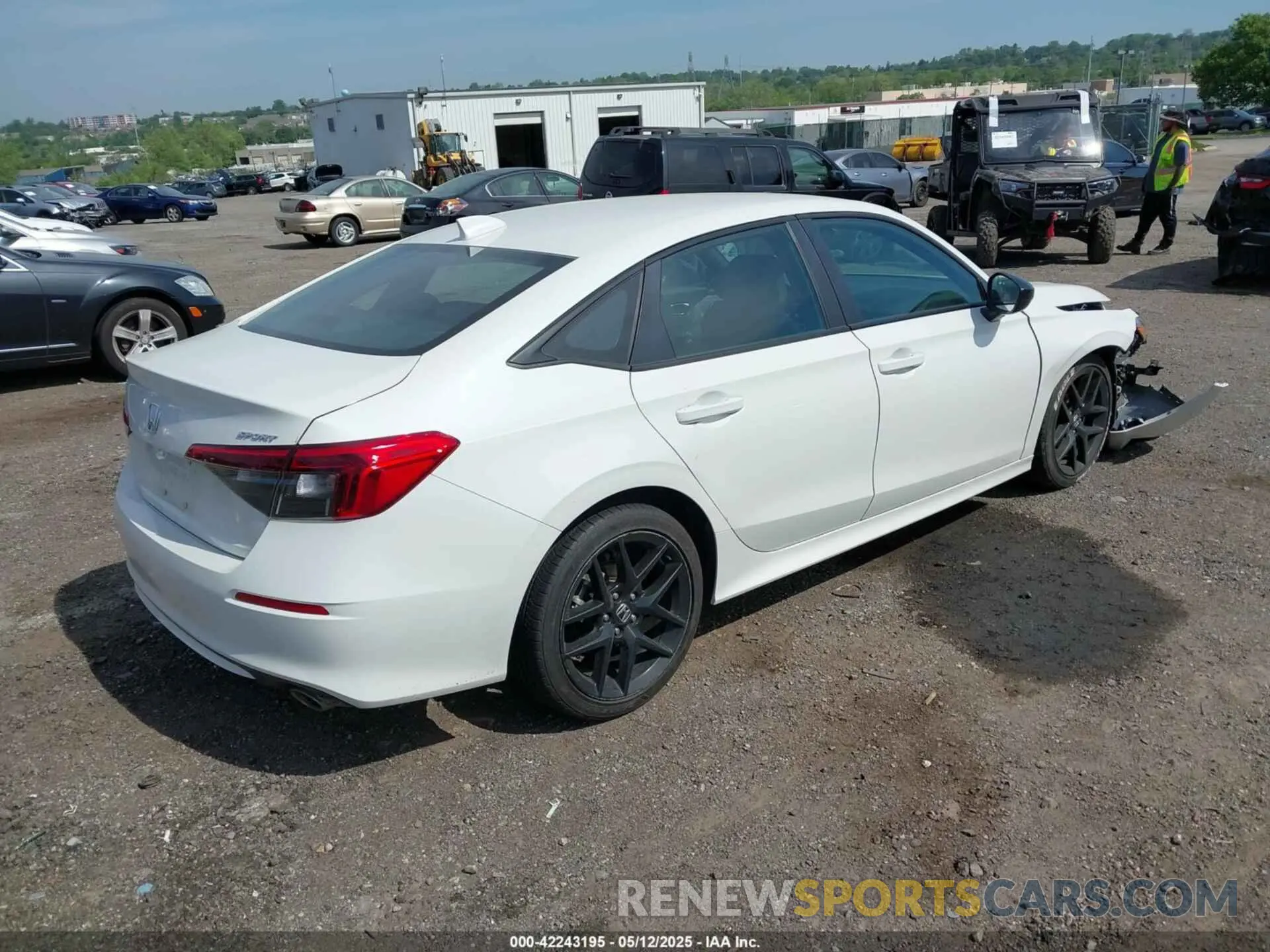 4 Фотография поврежденного автомобиля 2HGFE2F54RH595679 HONDA CIVIC 2024