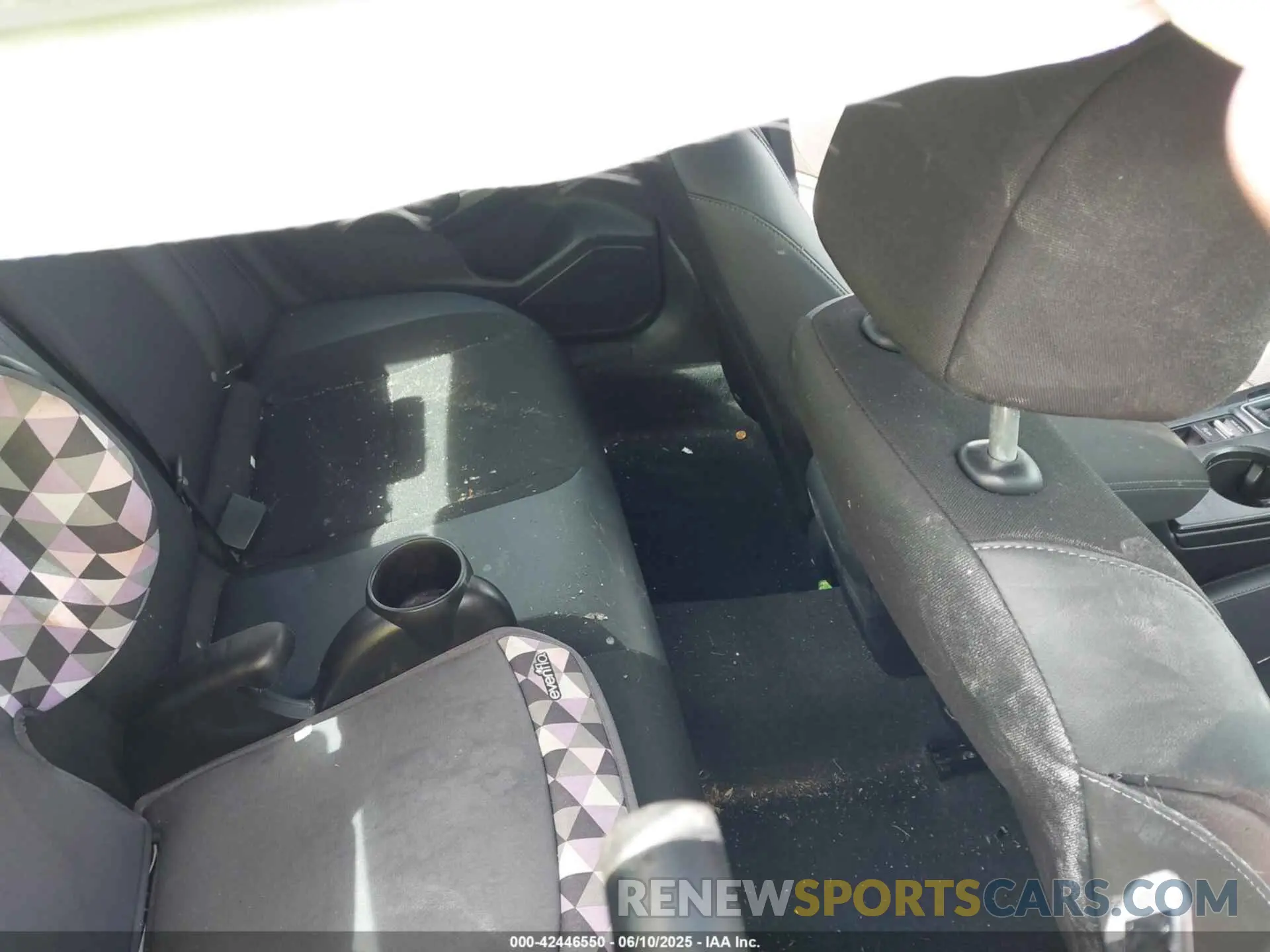 8 Photograph of a damaged car 2HGFE2F55RH537841 HONDA CIVIC 2024