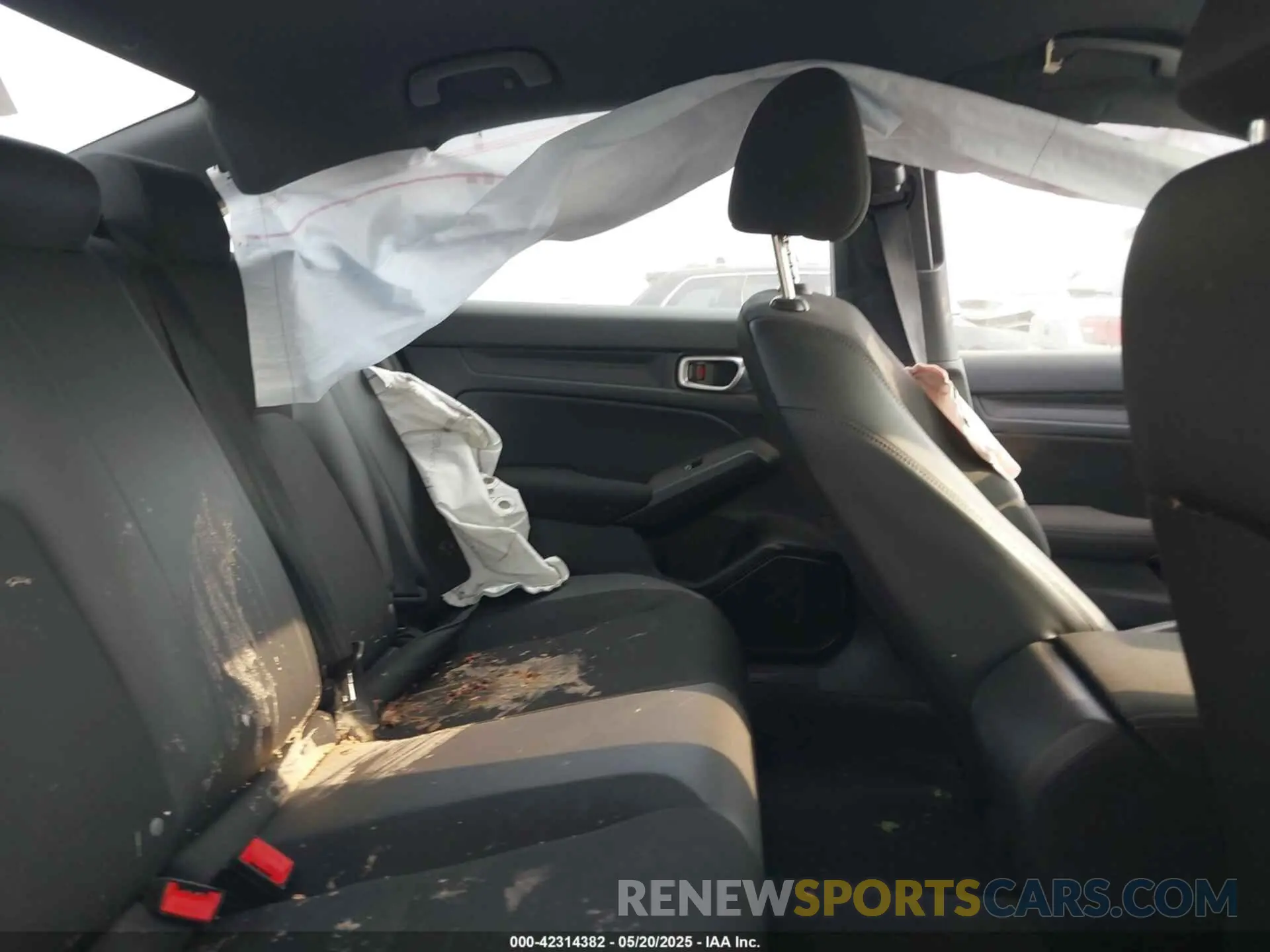 8 Photograph of a damaged car 2HGFE2F55RH551920 HONDA CIVIC 2024