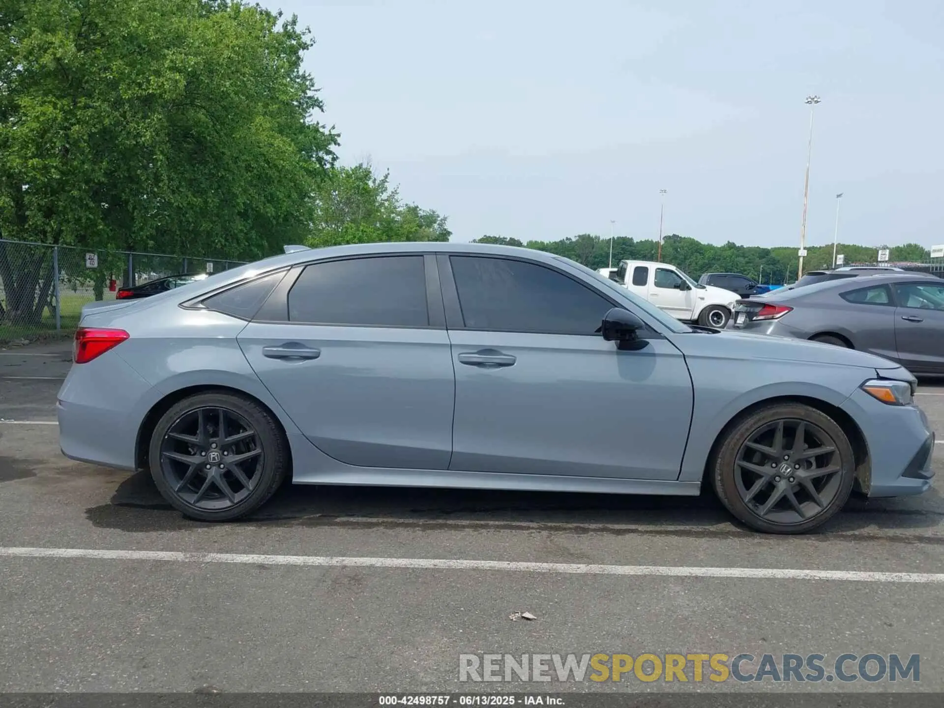 13 Фотография поврежденного автомобиля 2HGFE2F55RH577305 HONDA CIVIC 2024