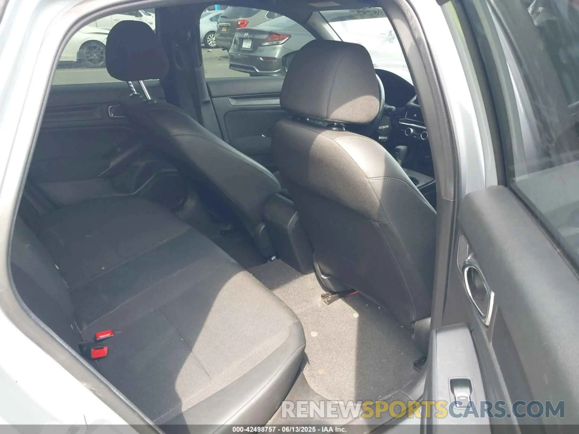 8 Фотография поврежденного автомобиля 2HGFE2F55RH577305 HONDA CIVIC 2024