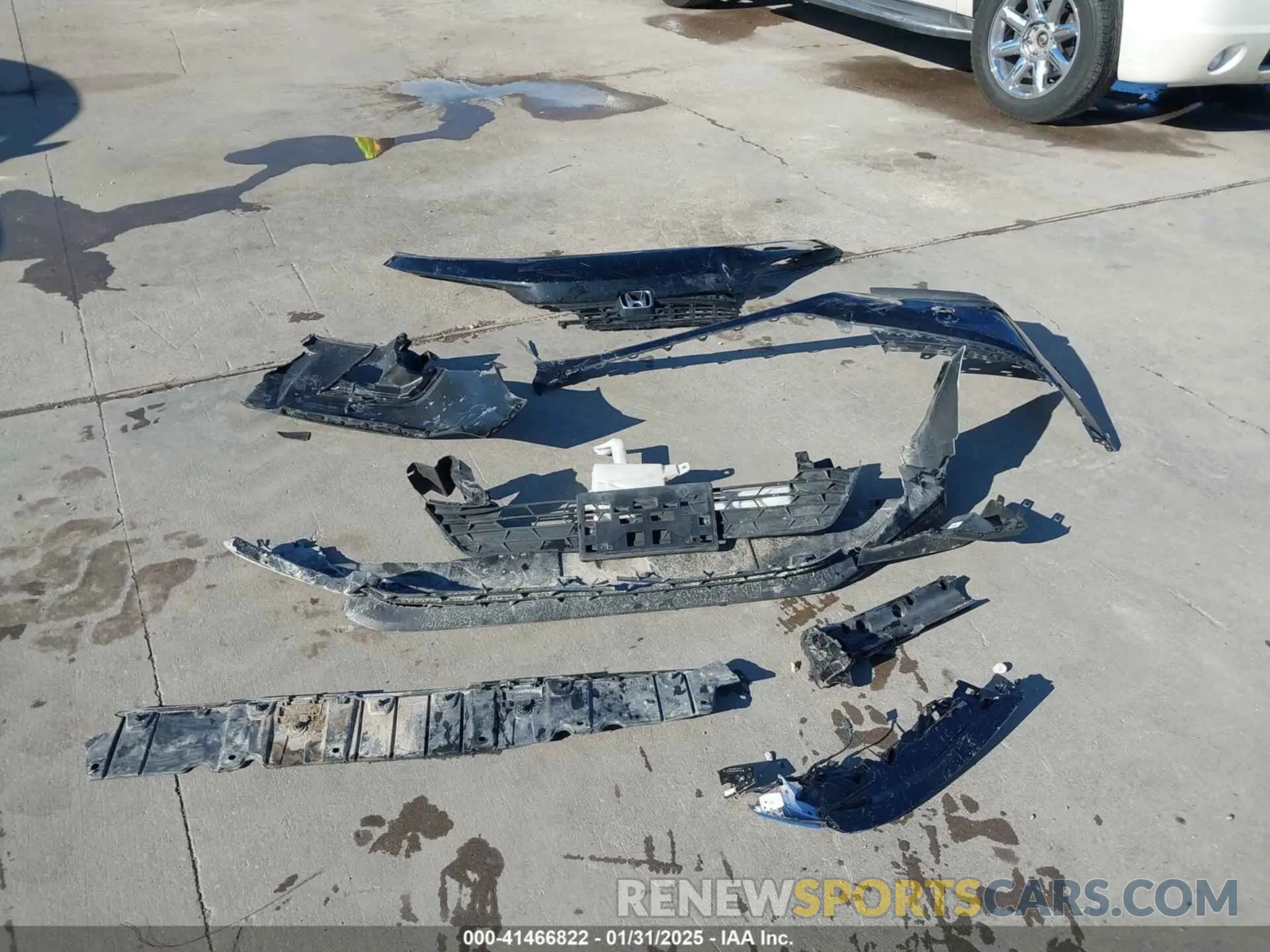 12 Фотография поврежденного автомобиля 2HGFE2F56RH500023 HONDA CIVIC 2024