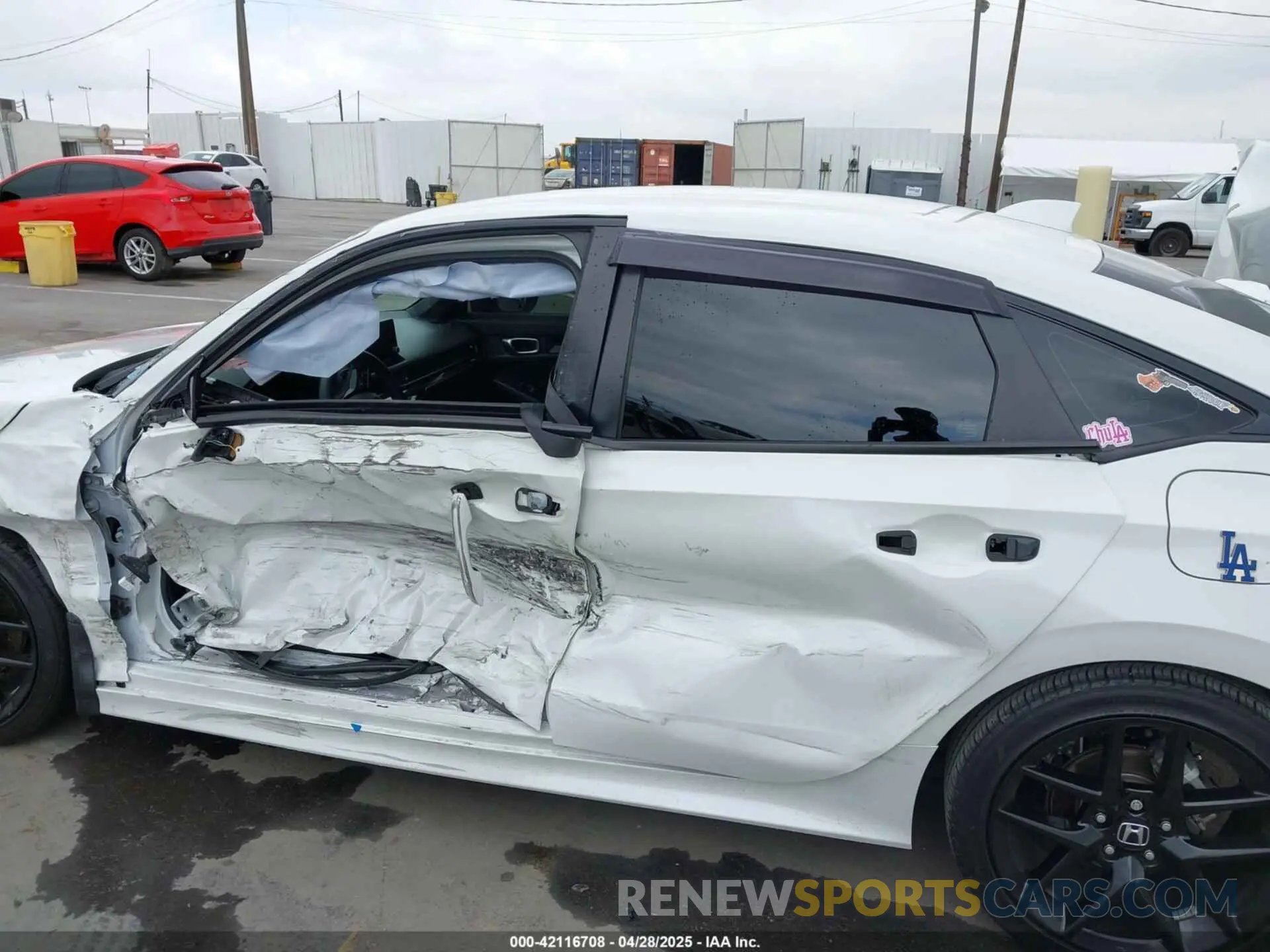 14 Photograph of a damaged car 2HGFE2F56RH507781 HONDA CIVIC 2024