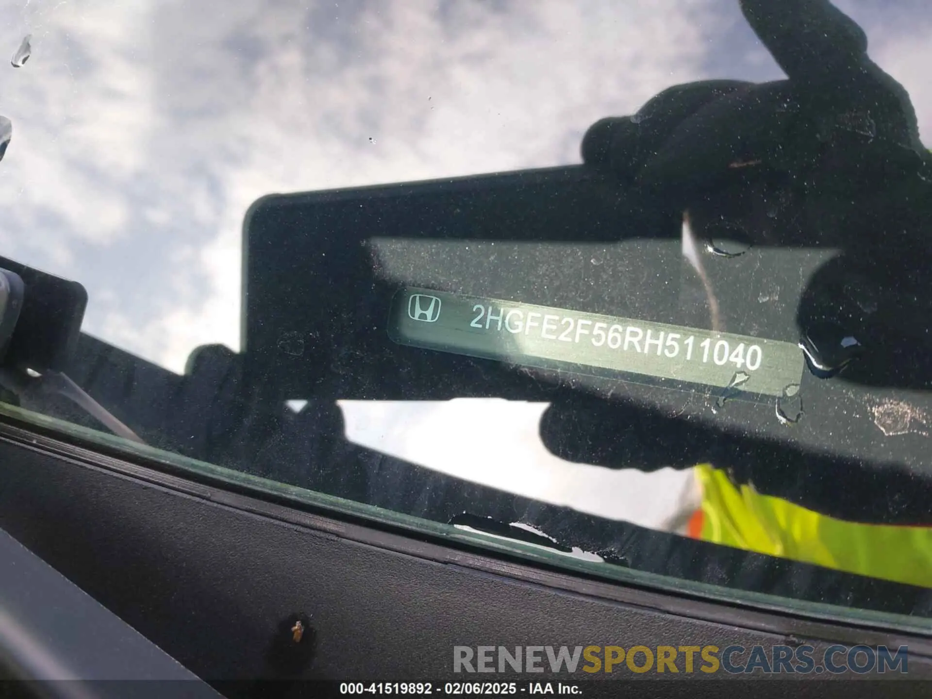 9 Photograph of a damaged car 2HGFE2F56RH511040 HONDA CIVIC 2024