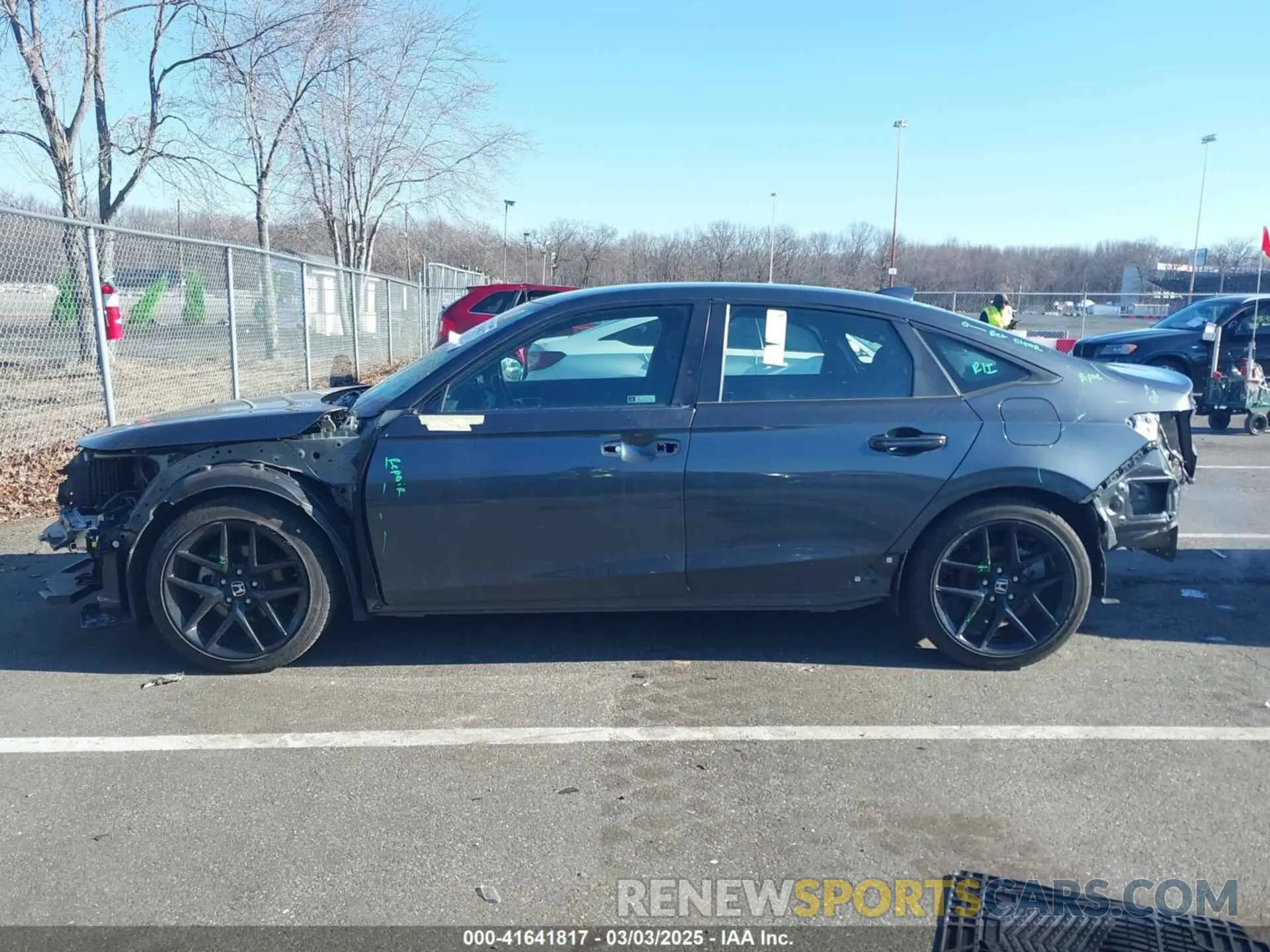 14 Фотография поврежденного автомобиля 2HGFE2F56RH520918 HONDA CIVIC 2024