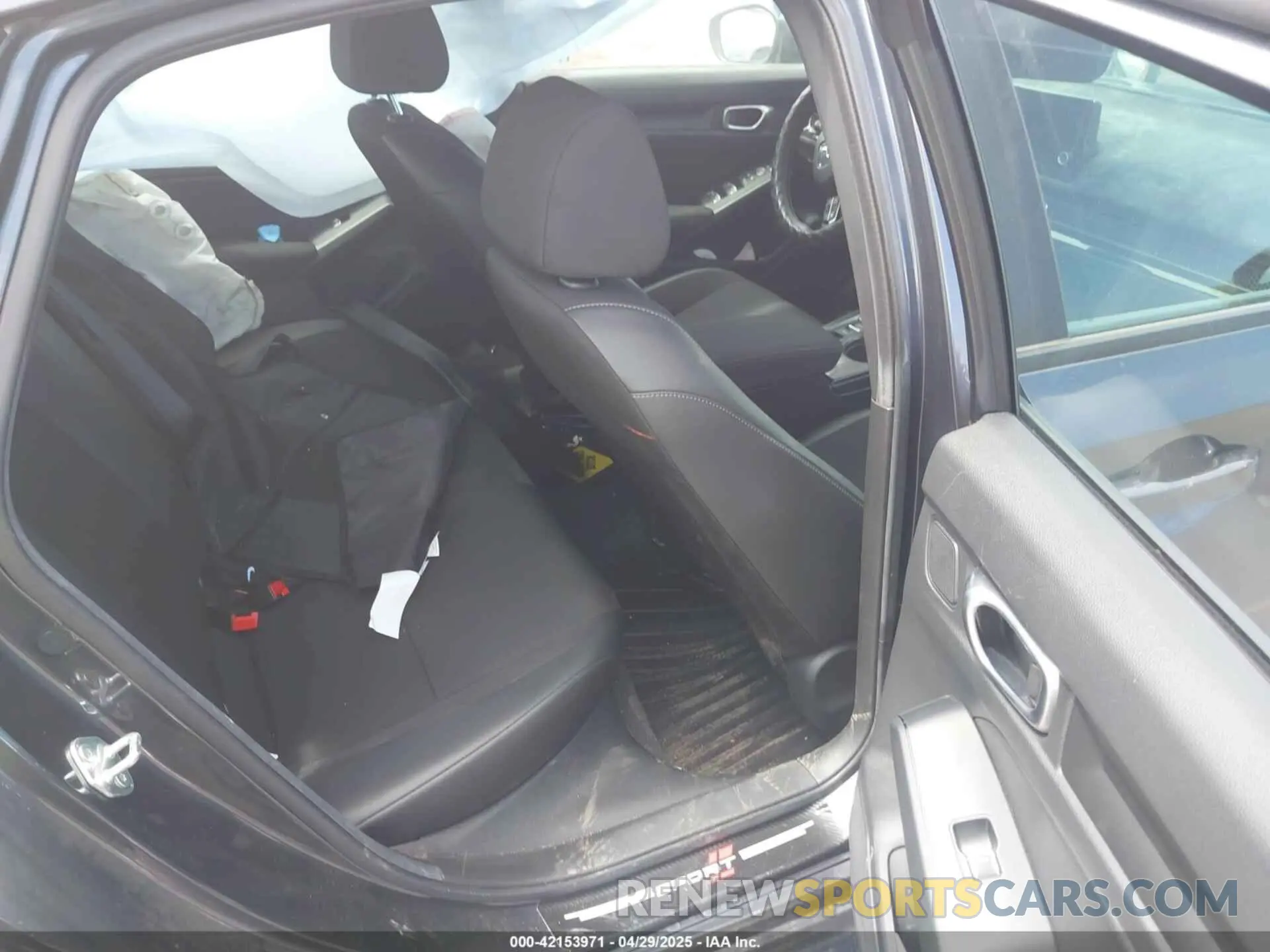 8 Photograph of a damaged car 2HGFE2F56RH522202 HONDA CIVIC 2024