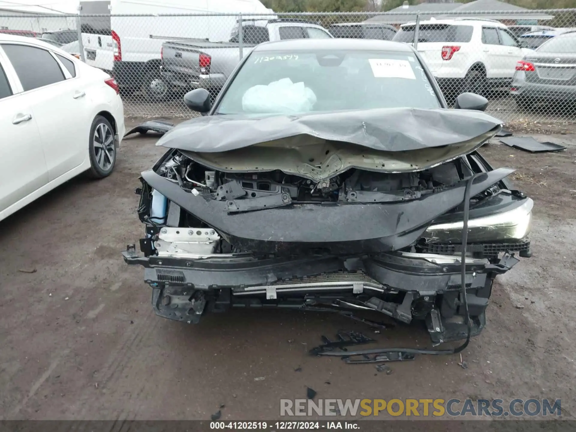 13 Photograph of a damaged car 2HGFE2F56RH528937 HONDA CIVIC 2024