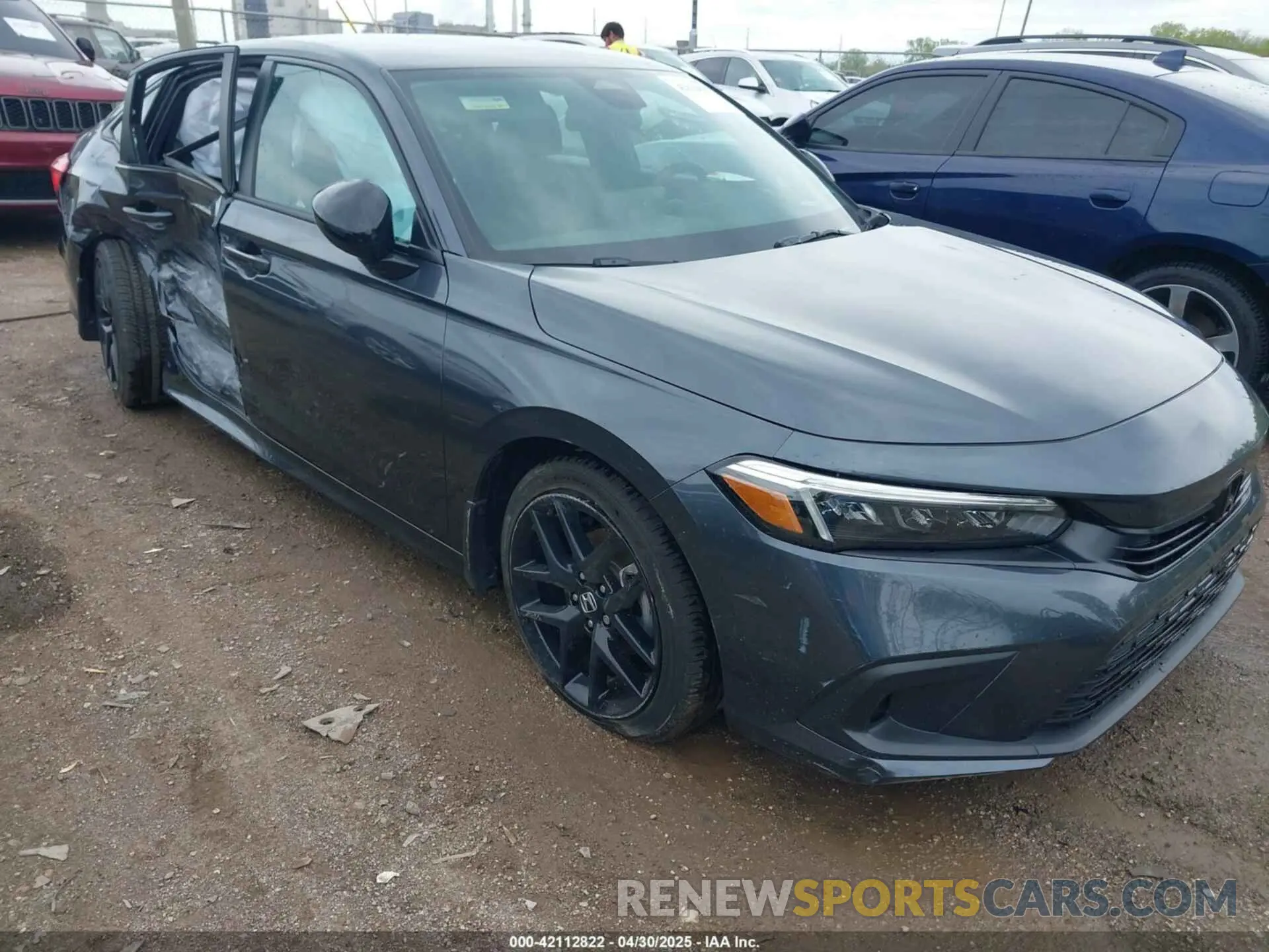 1 Photograph of a damaged car 2HGFE2F56RH536939 HONDA CIVIC 2024