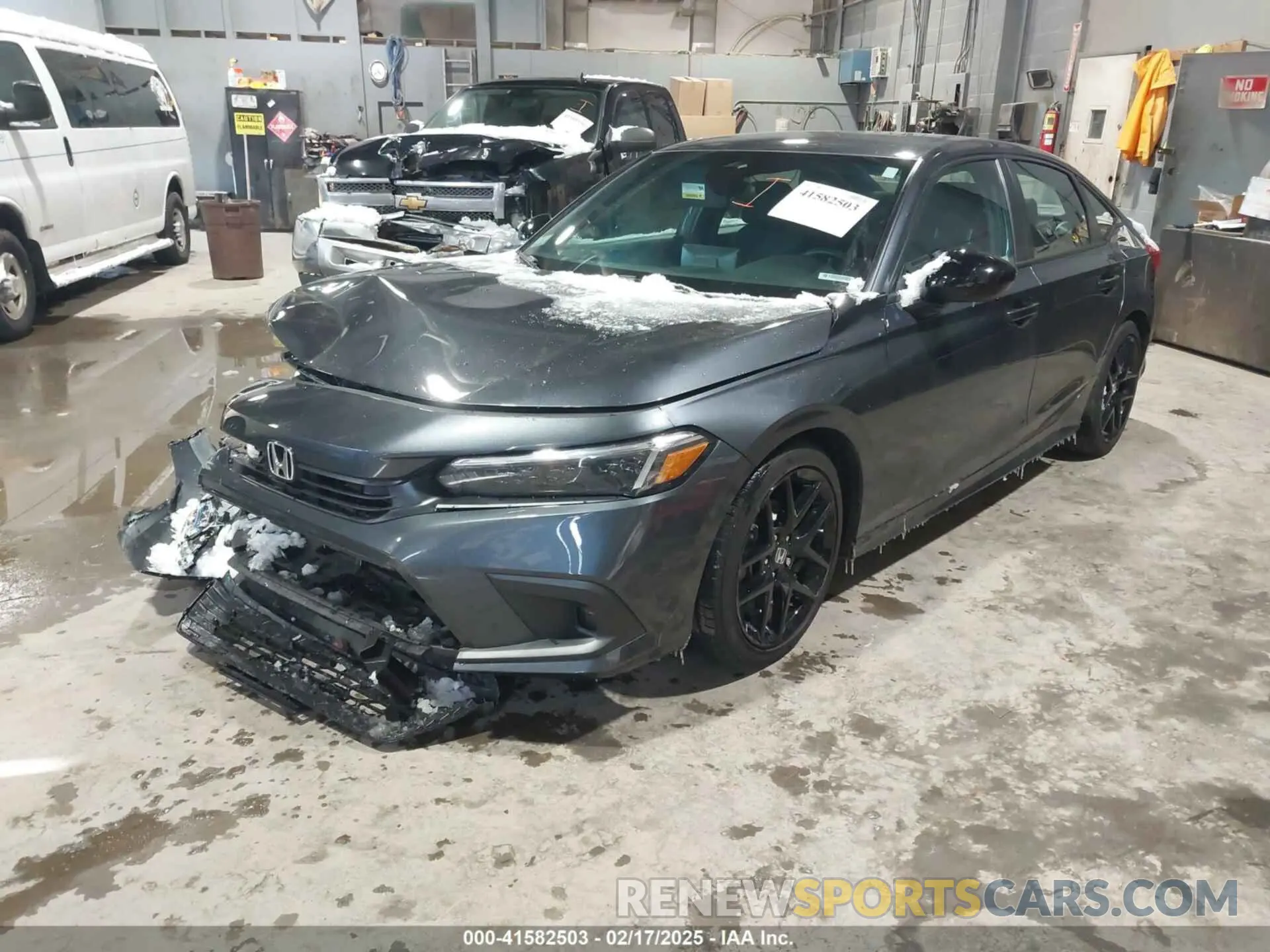 2 Photograph of a damaged car 2HGFE2F56RH557354 HONDA CIVIC 2024
