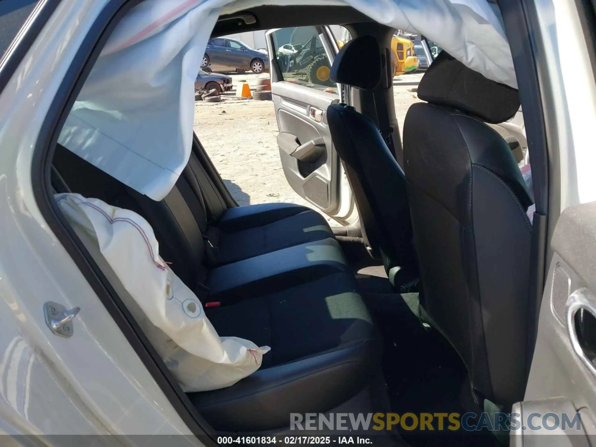 8 Photograph of a damaged car 2HGFE2F56RH575529 HONDA CIVIC 2024