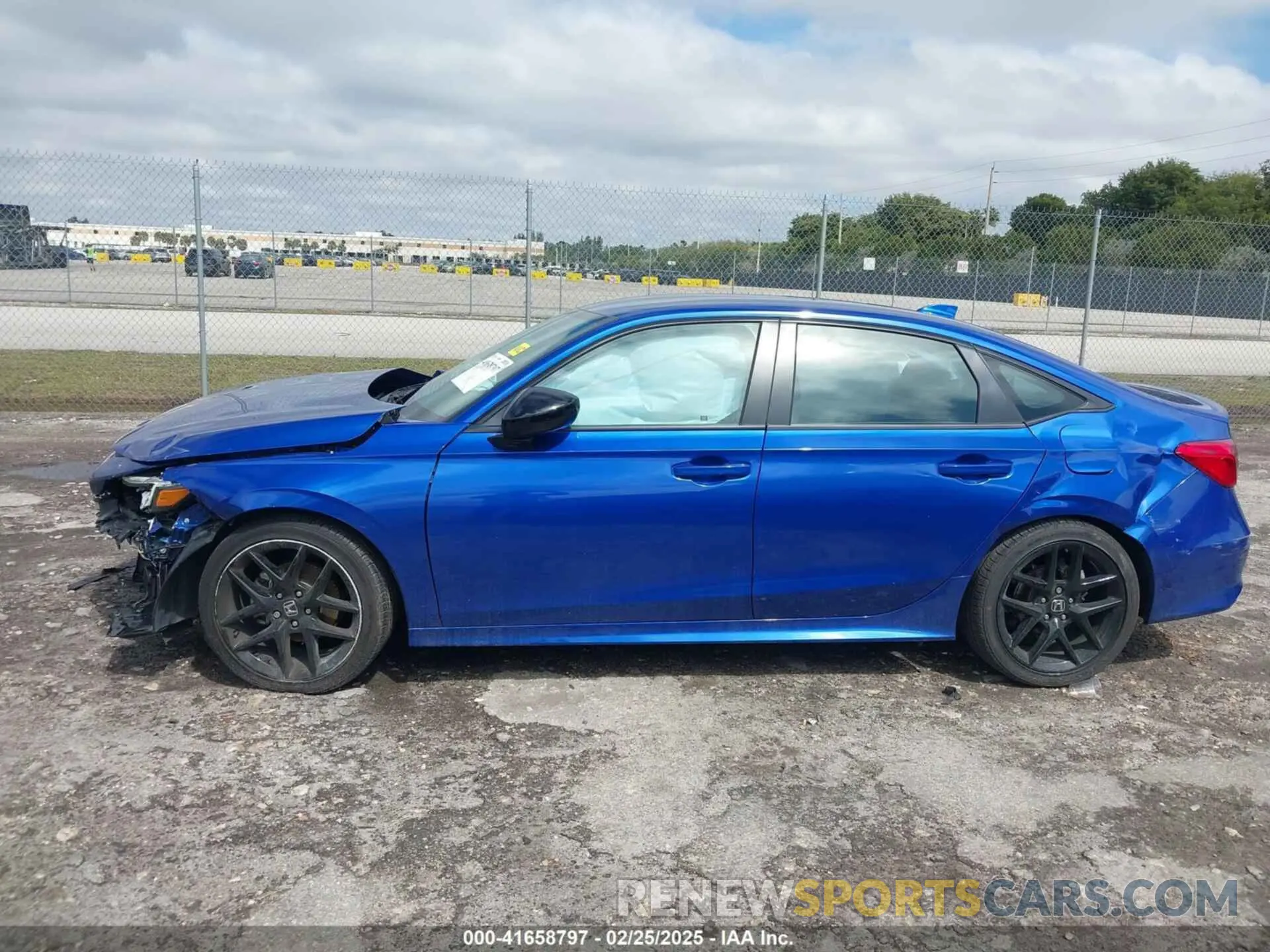 15 Фотография поврежденного автомобиля 2HGFE2F56RH587809 HONDA CIVIC 2024