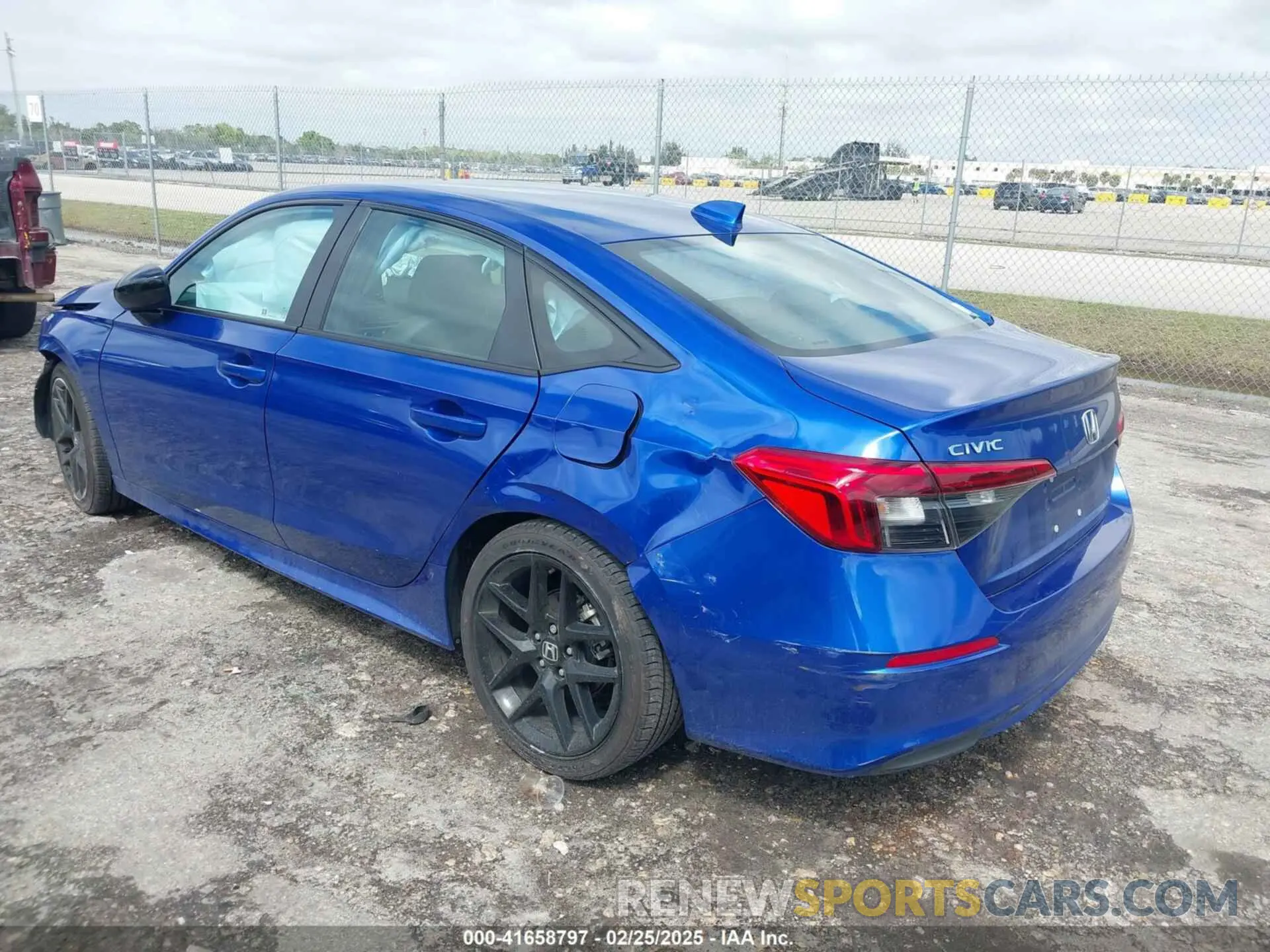 3 Фотография поврежденного автомобиля 2HGFE2F56RH587809 HONDA CIVIC 2024
