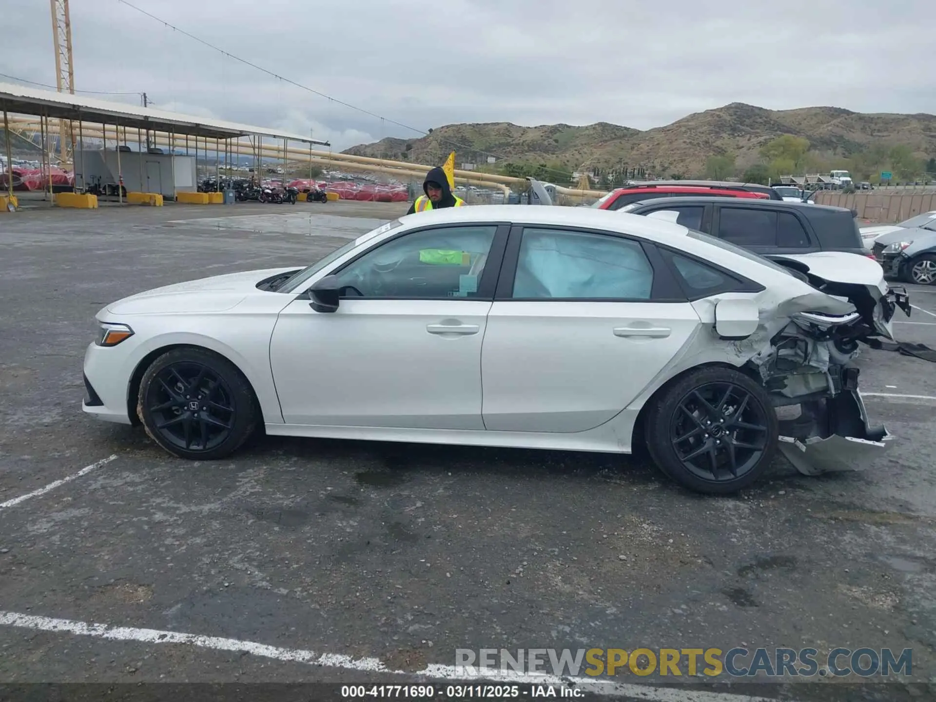 14 Photograph of a damaged car 2HGFE2F57RH546895 HONDA CIVIC 2024