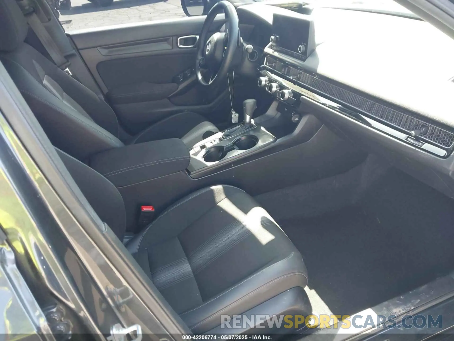 5 Фотография поврежденного автомобиля 2HGFE2F57RH559288 HONDA CIVIC 2024