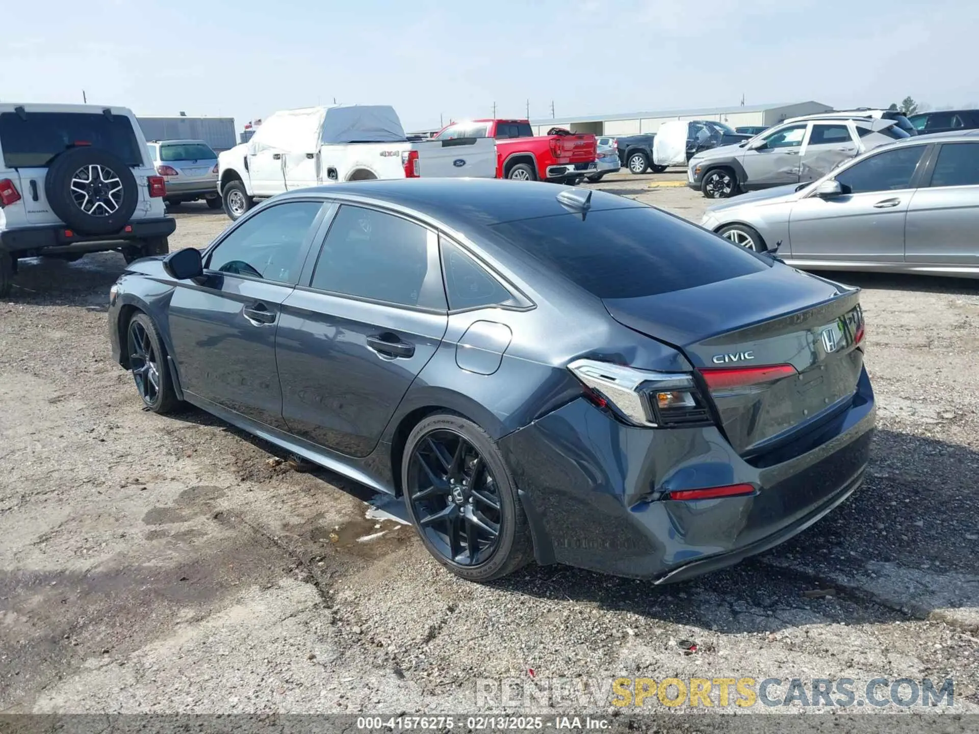 3 Photograph of a damaged car 2HGFE2F58RH526395 HONDA CIVIC 2024
