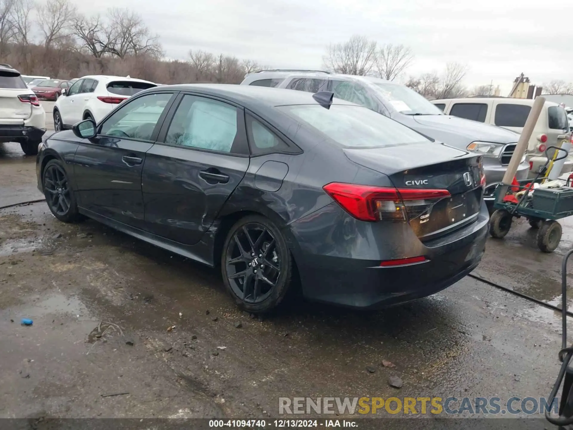 3 Photograph of a damaged car 2HGFE2F58RH587343 HONDA CIVIC 2024