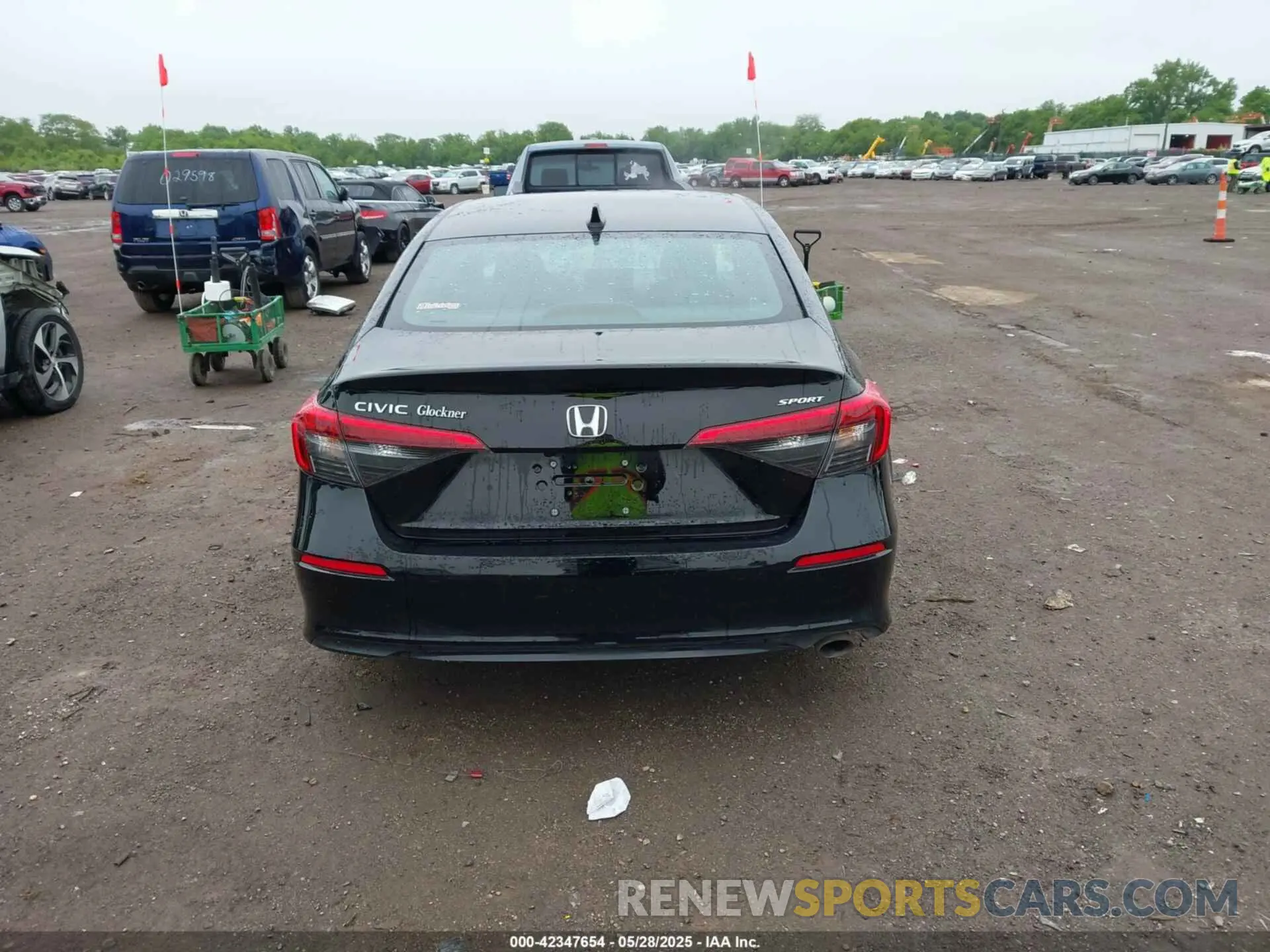 16 Photograph of a damaged car 2HGFE2F59RH582569 HONDA CIVIC 2024
