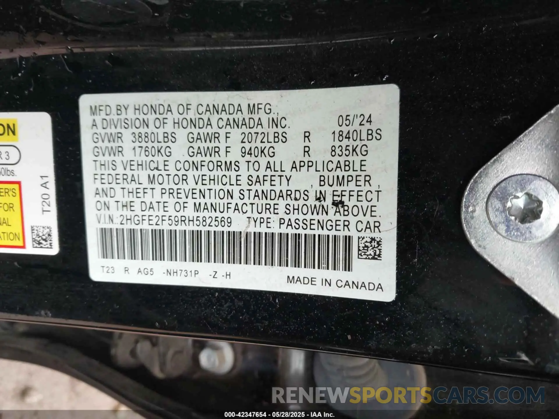 9 Photograph of a damaged car 2HGFE2F59RH582569 HONDA CIVIC 2024