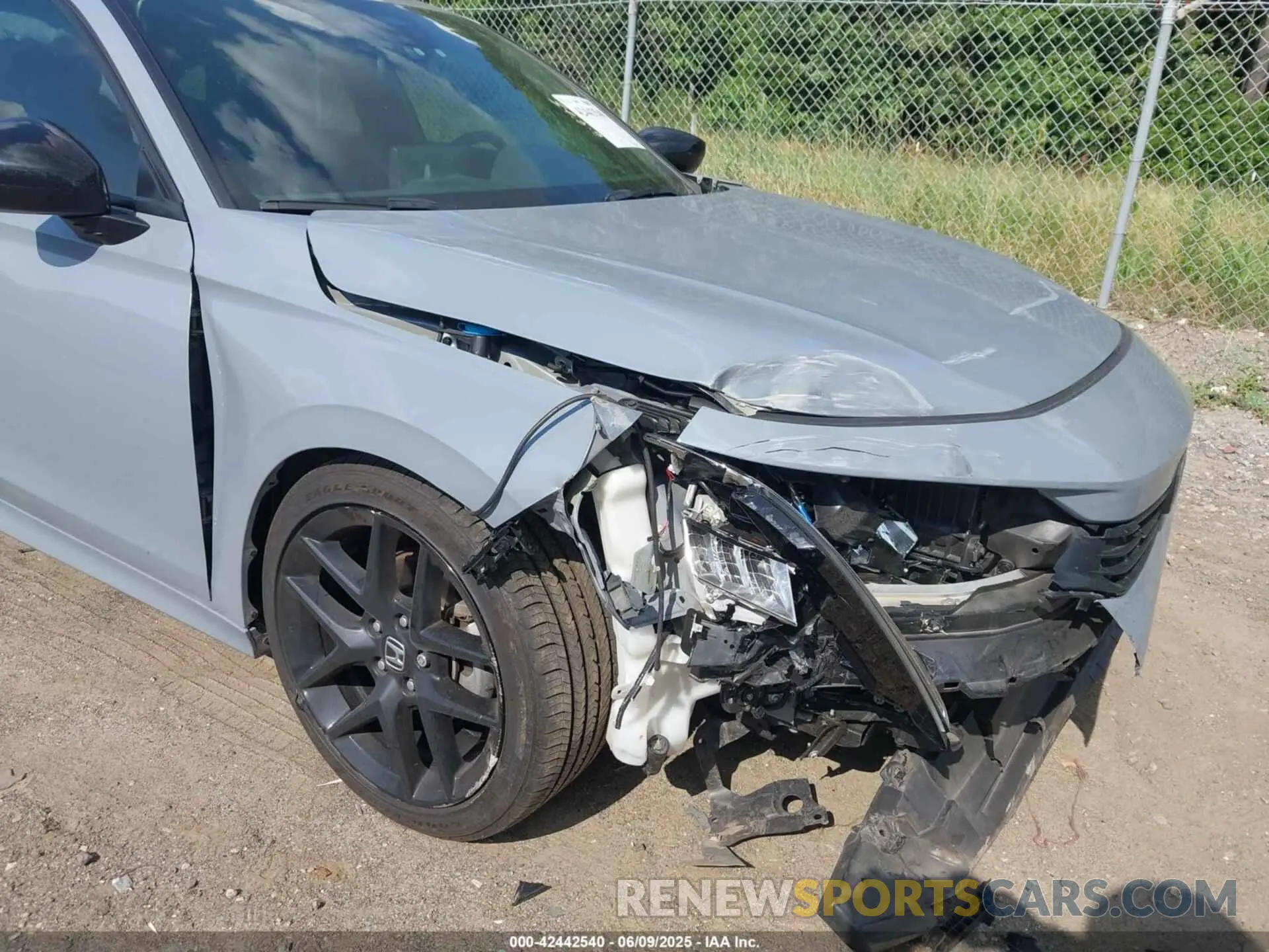 6 Photograph of a damaged car 2HGFE2F5XRH502809 HONDA CIVIC 2024