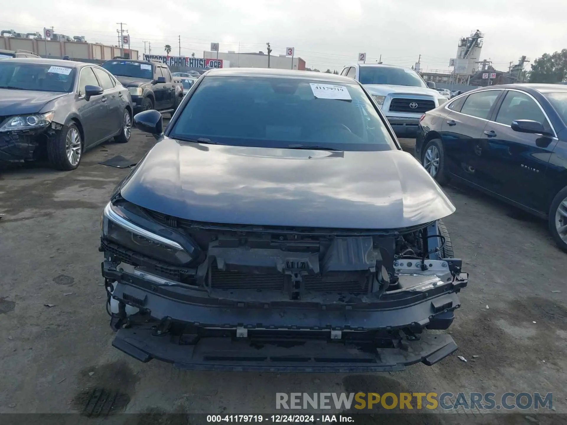 13 Photograph of a damaged car 2HGFE2F5XRH504656 HONDA CIVIC 2024