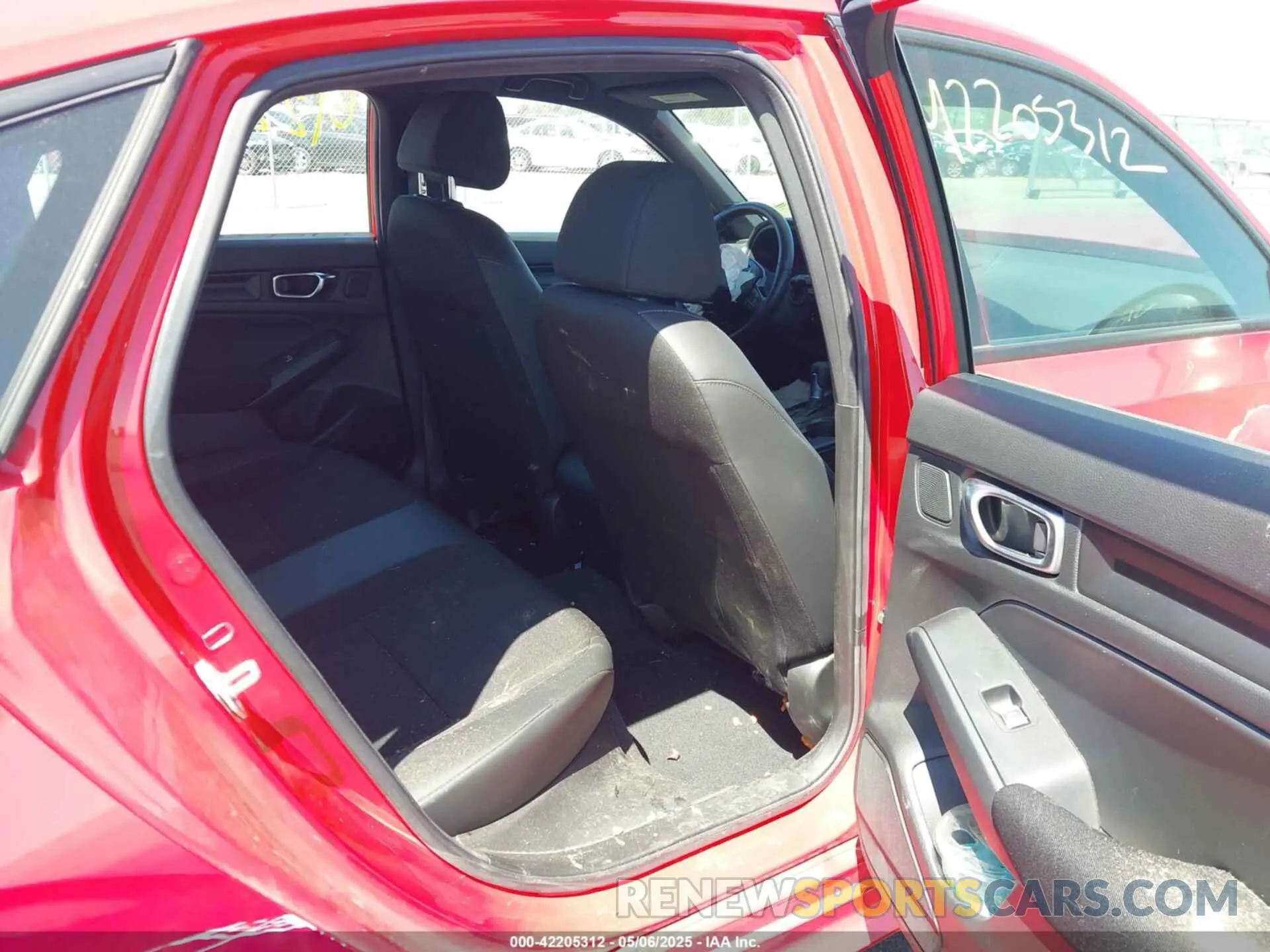 8 Photograph of a damaged car 2HGFE2F5XRH567238 HONDA CIVIC 2024