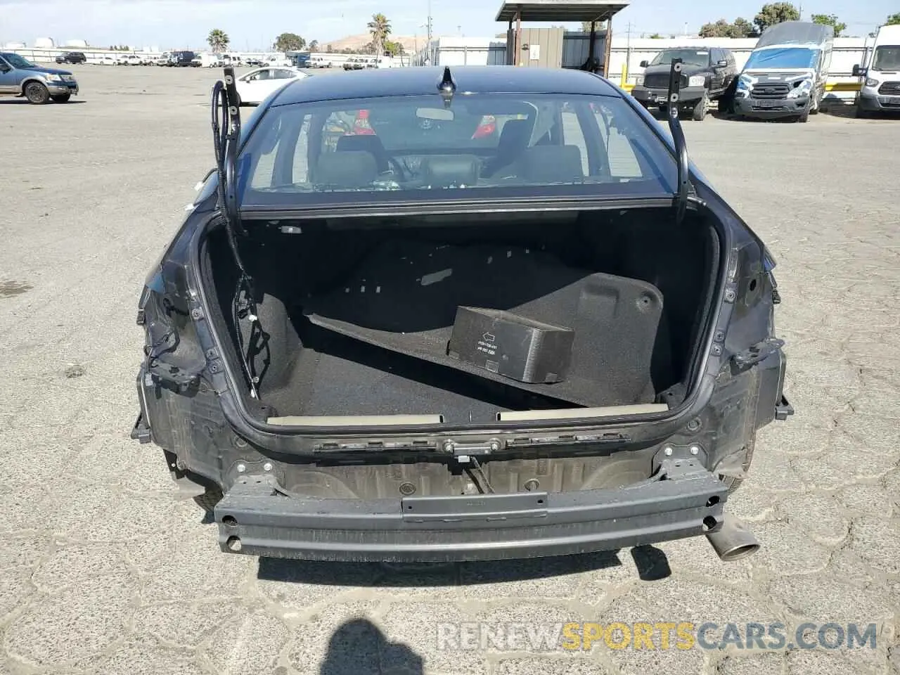 6 Photograph of a damaged car 2HGFE2F5XRH589482 HONDA CIVIC 2024