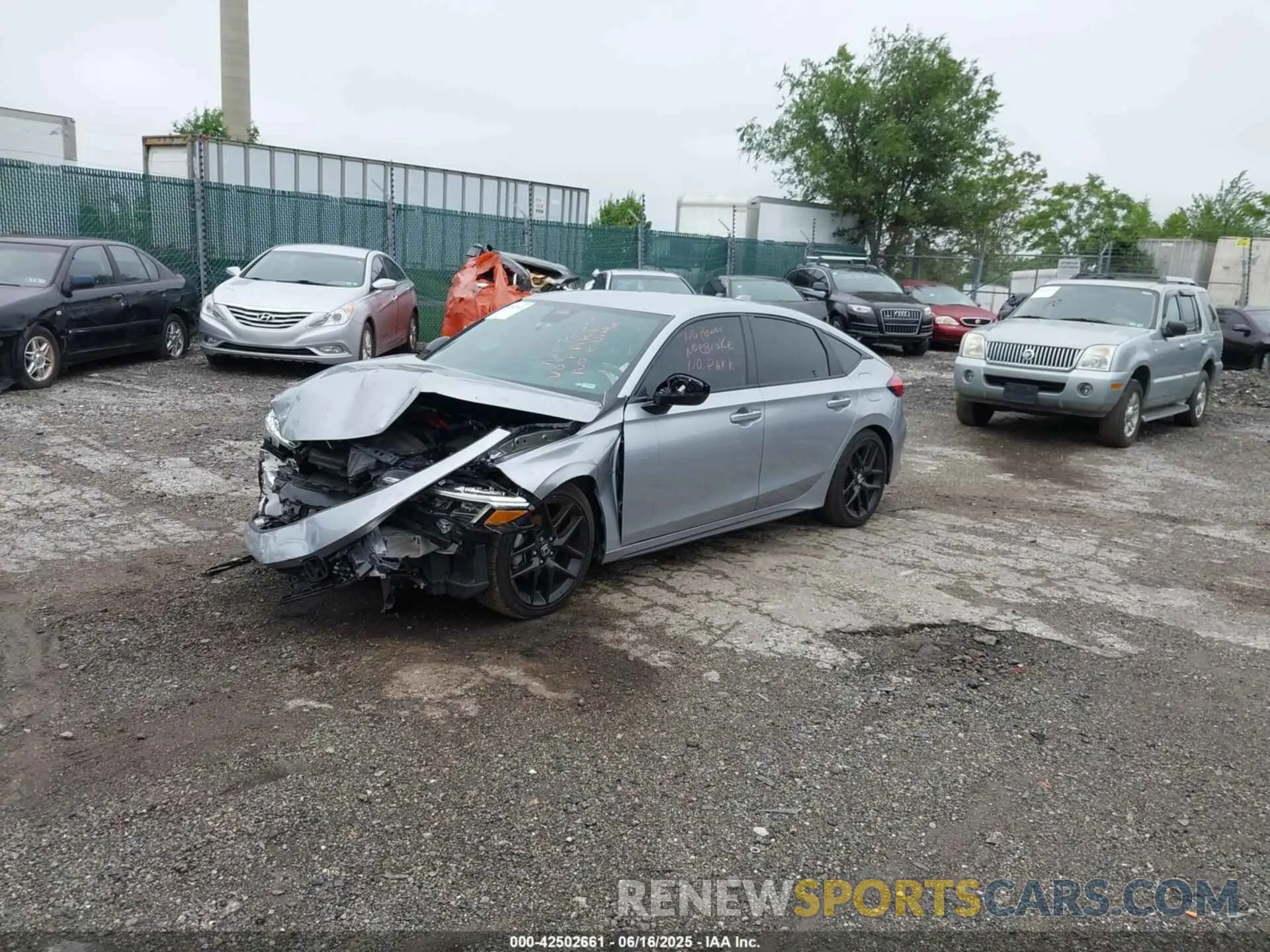 2 Photograph of a damaged car 19XFL2H82SE004732 HONDA CIVIC 2025