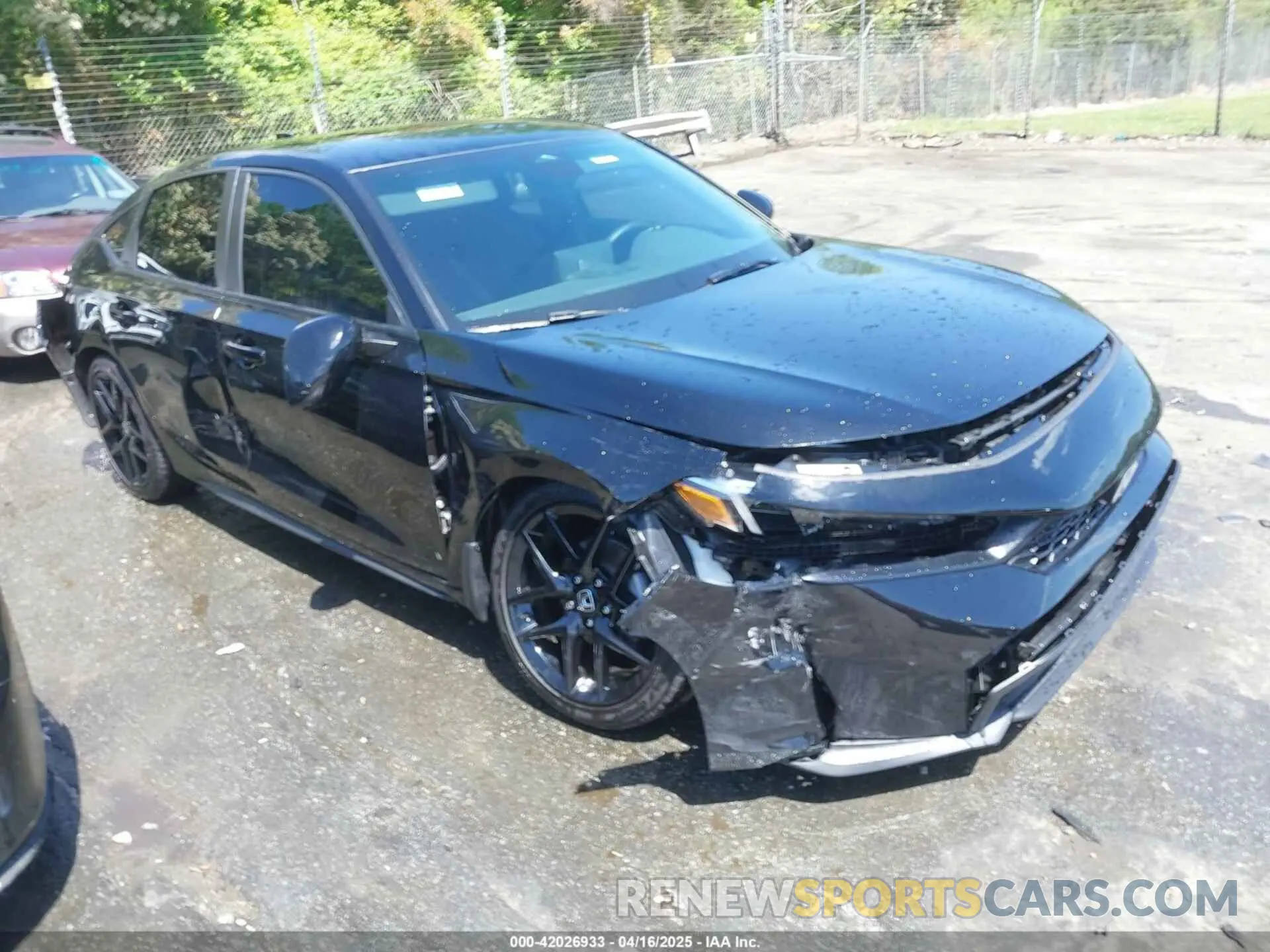 1 Photograph of a damaged car 19XFL2H82SE015603 HONDA CIVIC 2025