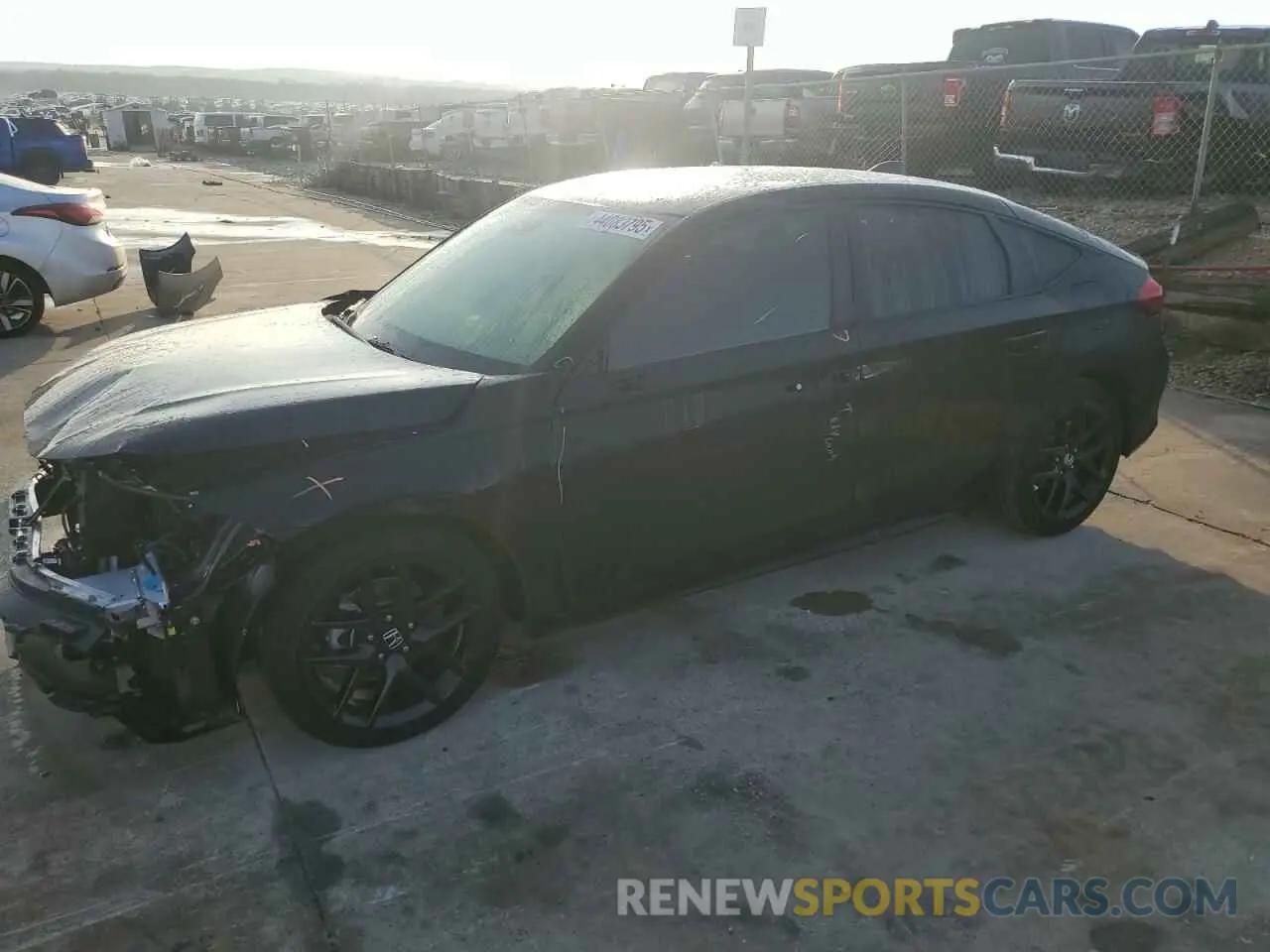 1 Photograph of a damaged car 19XFL2H83SE001175 HONDA CIVIC 2025