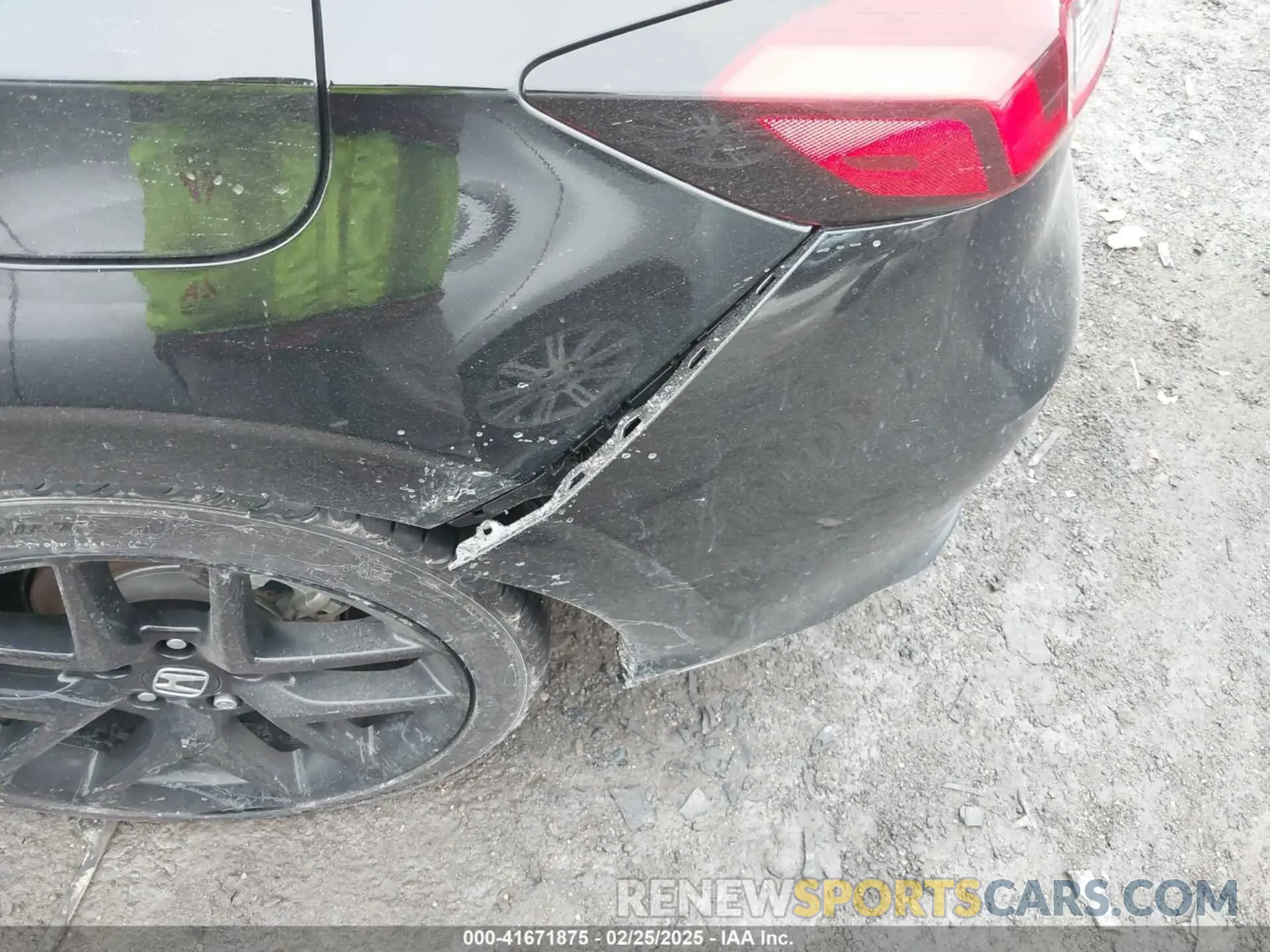 6 Photograph of a damaged car 19XFL2H83SE001712 HONDA CIVIC 2025