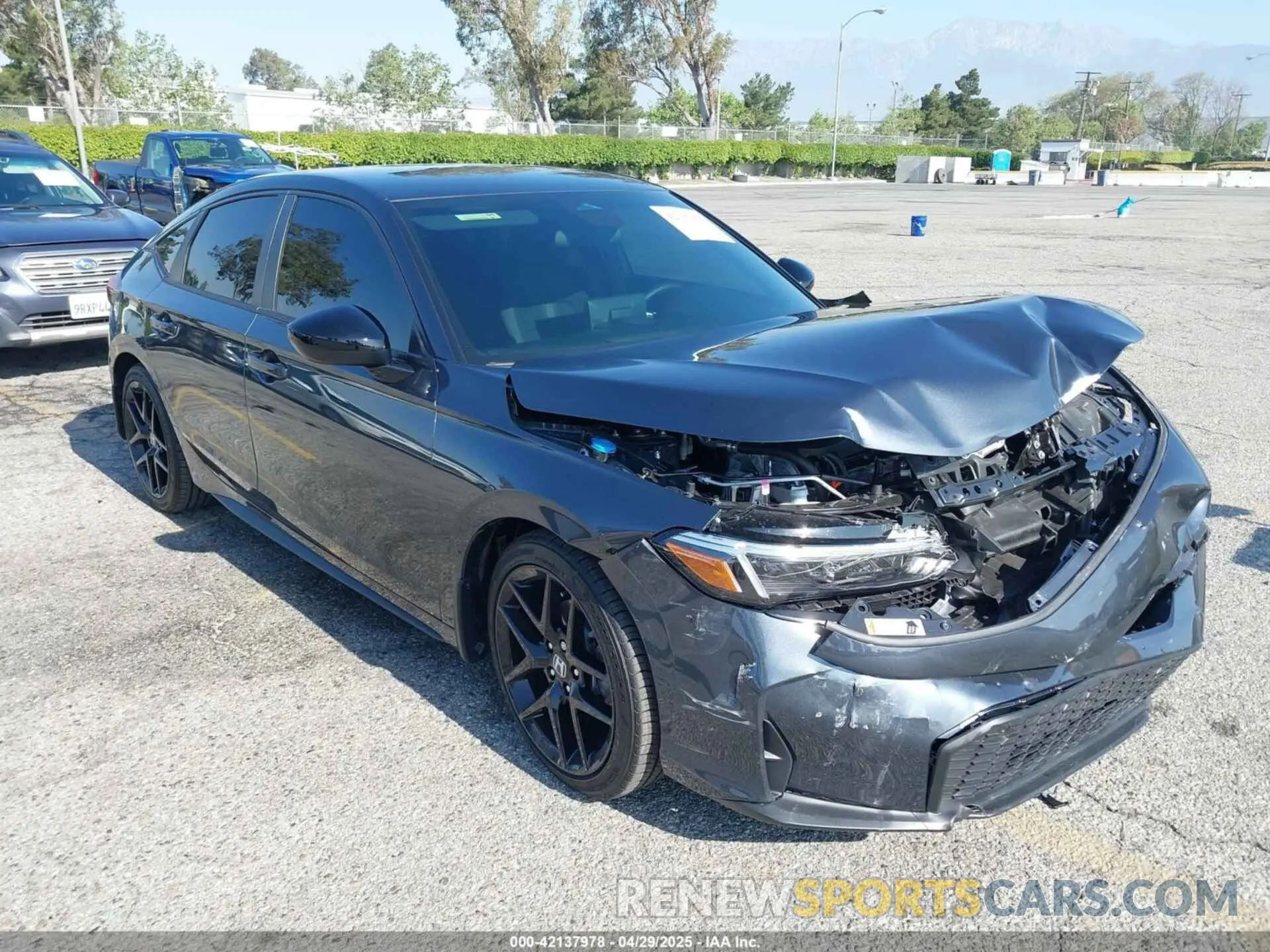 1 Photograph of a damaged car 19XFL2H84SE018938 HONDA CIVIC 2025