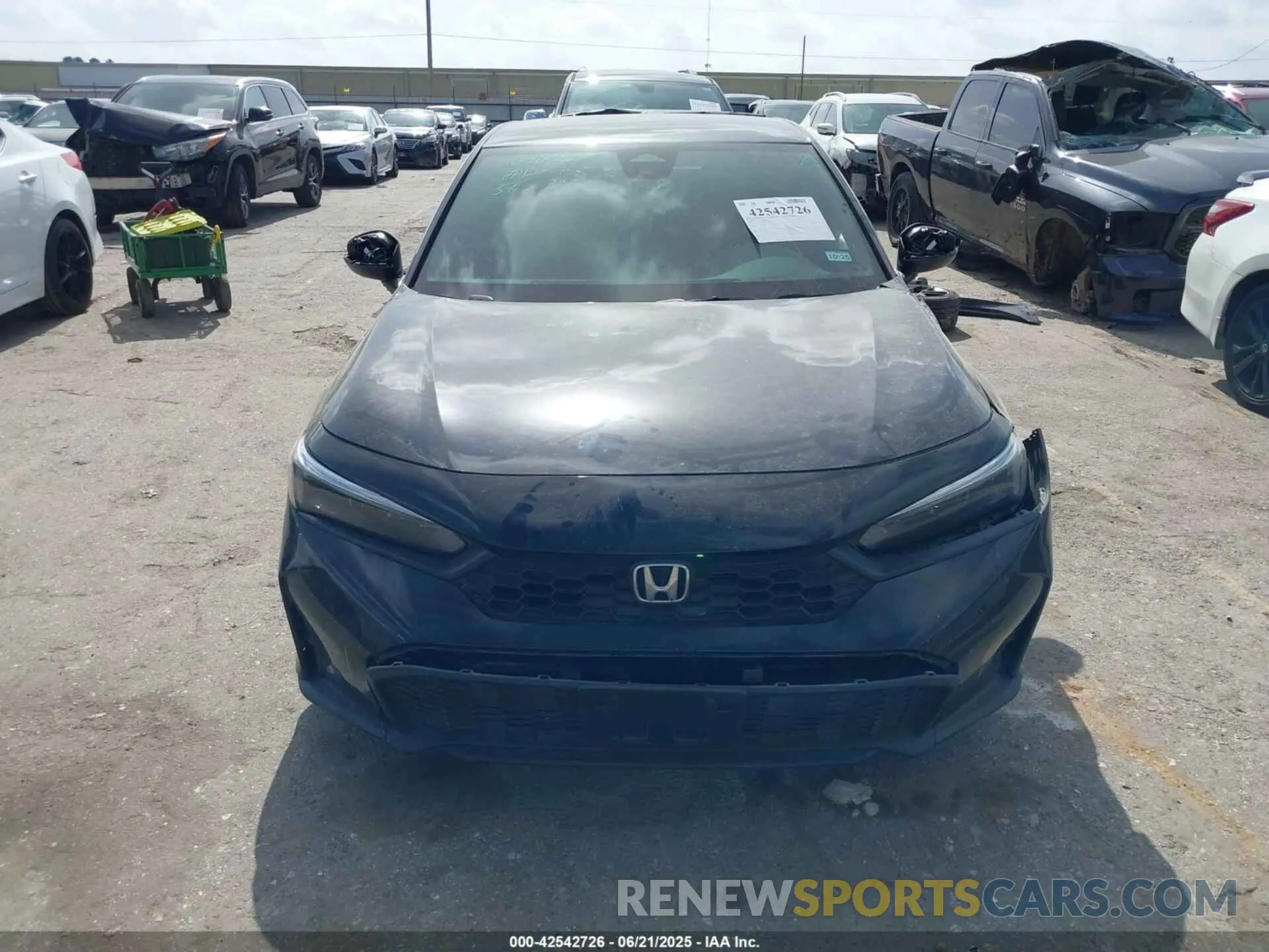 12 Photograph of a damaged car 19XFL2H89SE004002 HONDA CIVIC 2025