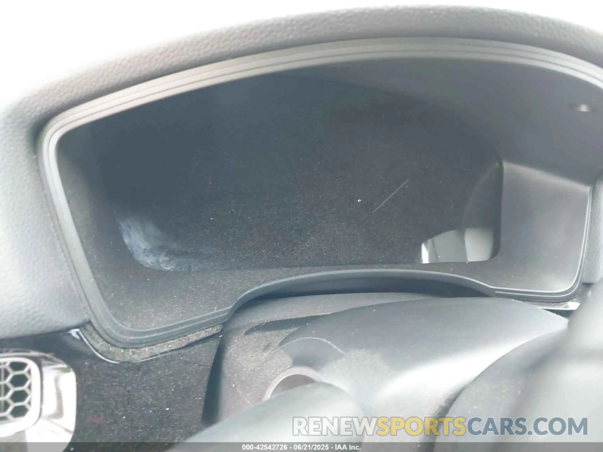 7 Photograph of a damaged car 19XFL2H89SE004002 HONDA CIVIC 2025