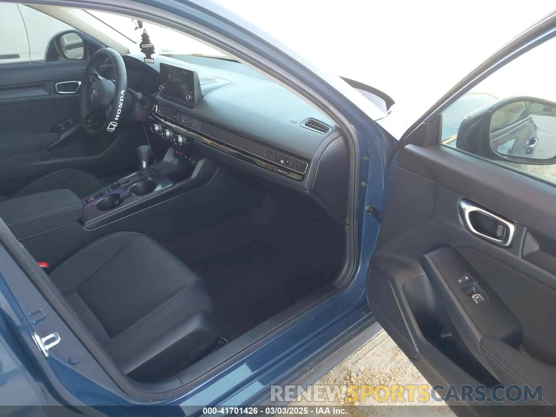 5 Фотография поврежденного автомобиля 2HGFE2F22SH541762 HONDA CIVIC 2025