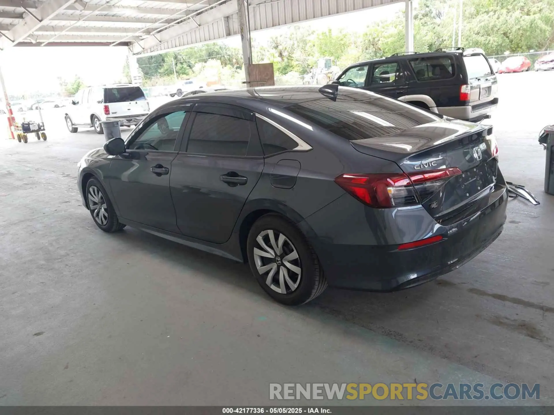 3 Фотография поврежденного автомобиля 2HGFE2F22SH566032 HONDA CIVIC 2025