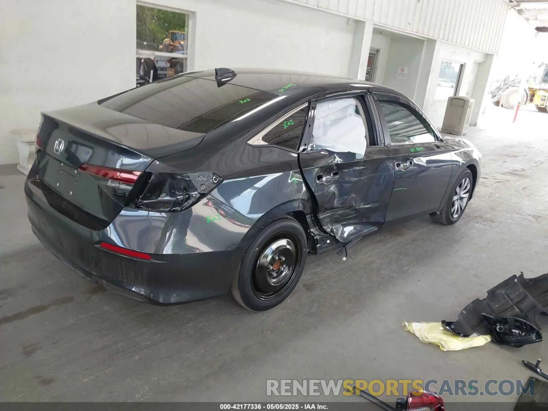 4 Фотография поврежденного автомобиля 2HGFE2F22SH566032 HONDA CIVIC 2025