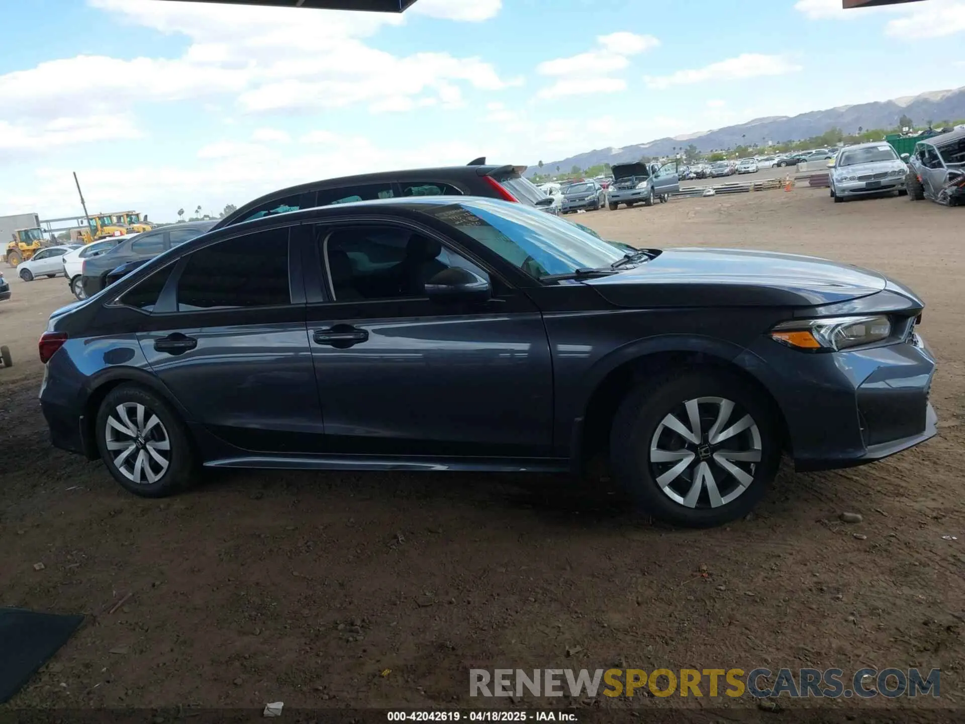 12 Фотография поврежденного автомобиля 2HGFE2F27SH526450 HONDA CIVIC 2025