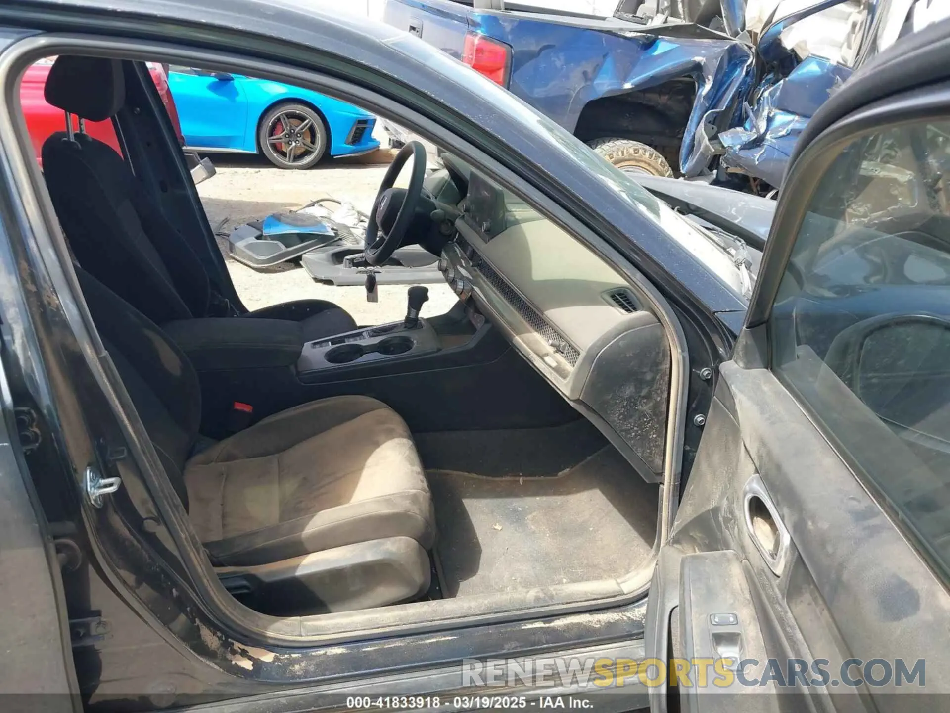 5 Photograph of a damaged car 2HGFE2F28SH530393 HONDA CIVIC 2025